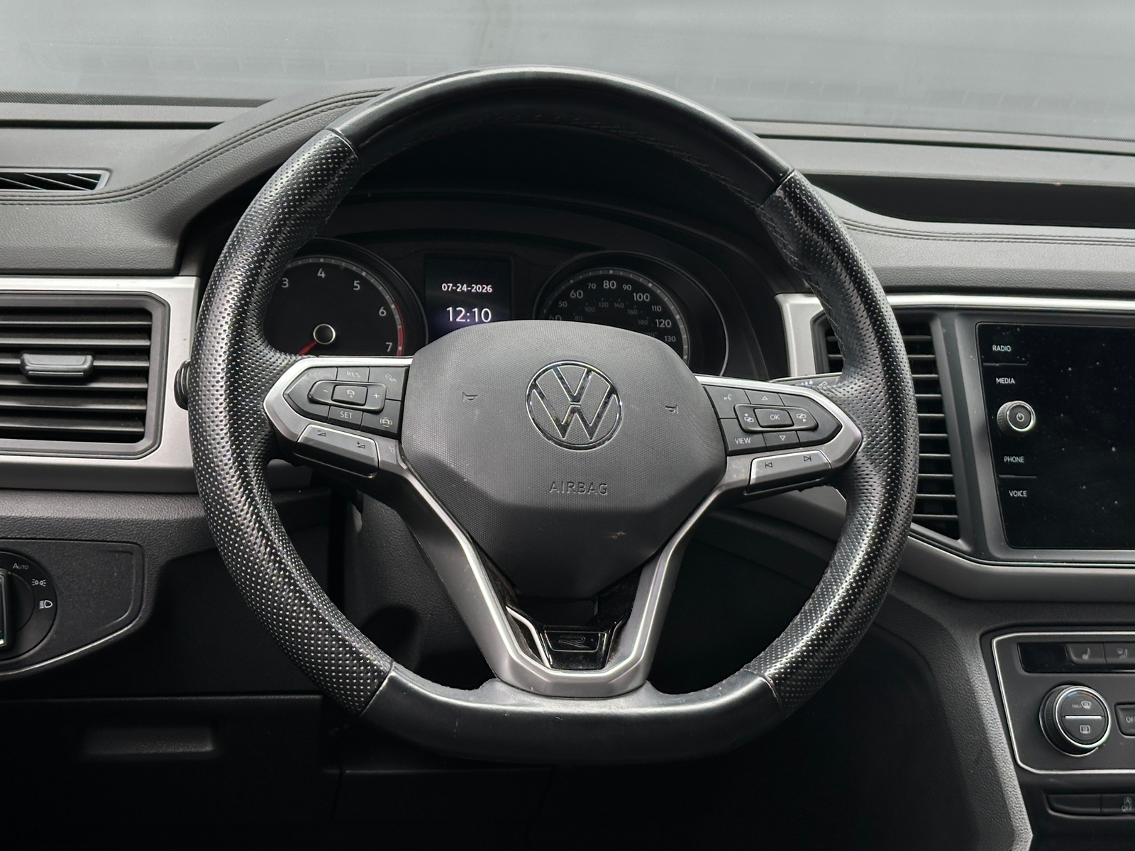 Thumbnail: 2021 Volkswagen Atlas - 4