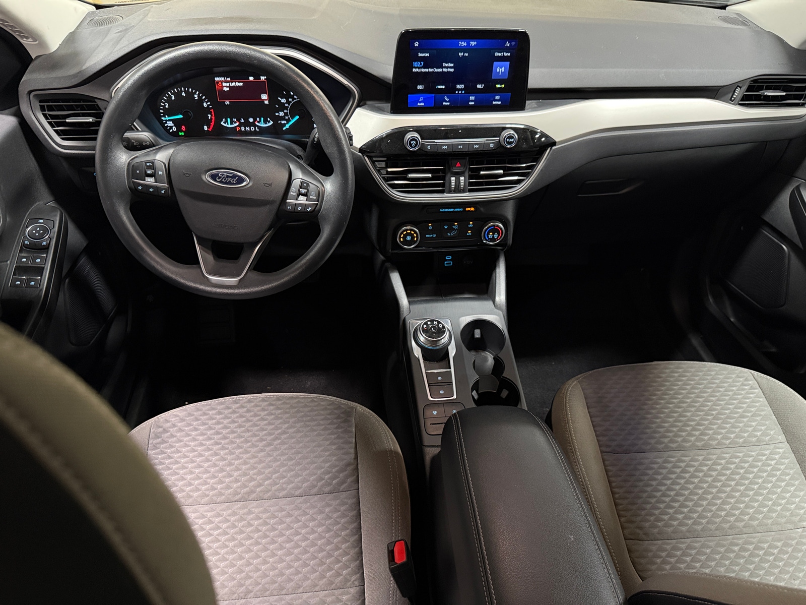 Thumbnail: 2022 Ford Escape - 3