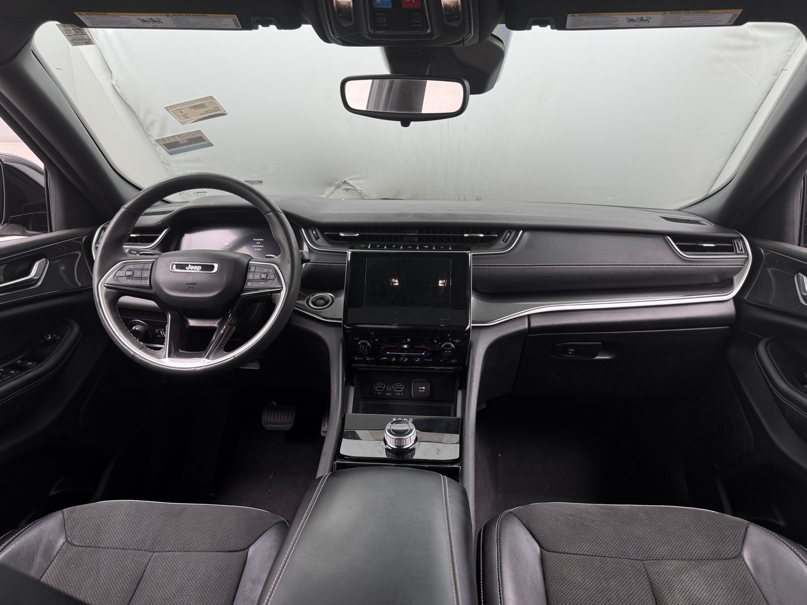Thumbnail: 2023 Jeep Grand Cherokee - 3