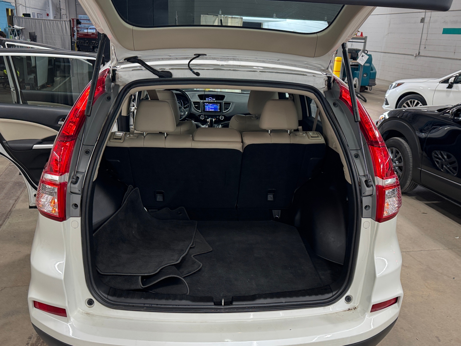 Thumbnail: 2015 Honda CR-V - 6