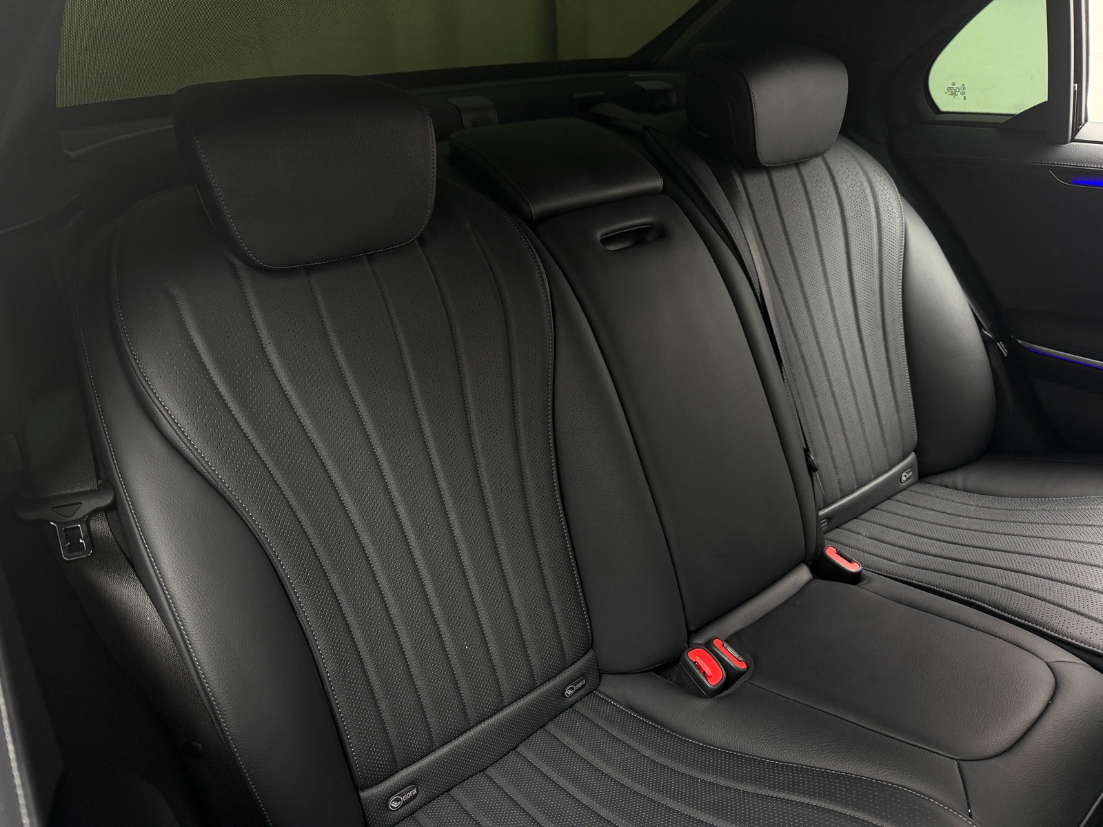 Thumbnail: 2023 Mercedes-Benz S-Class - 5