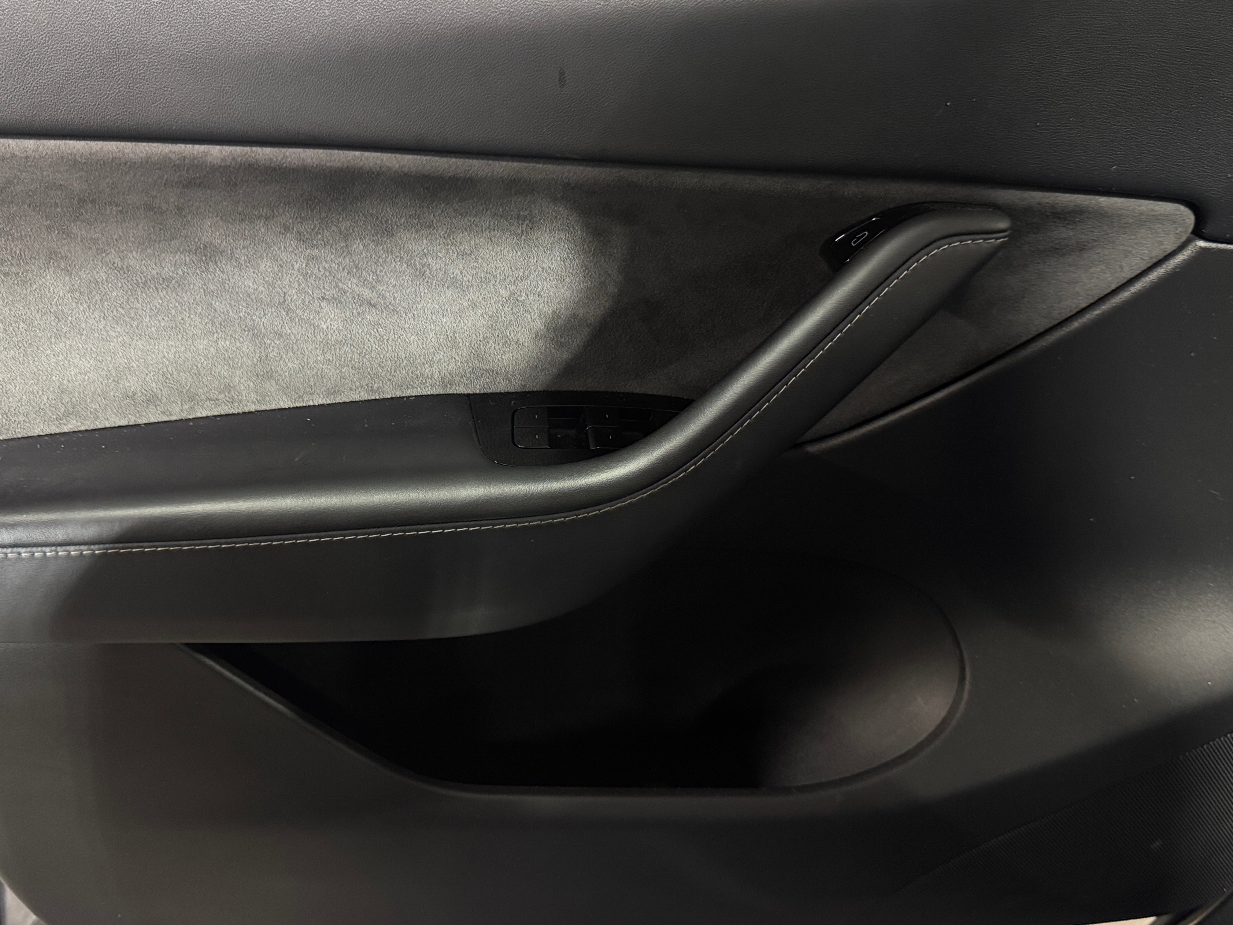 Used 2020 Tesla Model Y Long Range with VIN 5YJYGDEE2LF034117 for sale in Pewaukee, WI