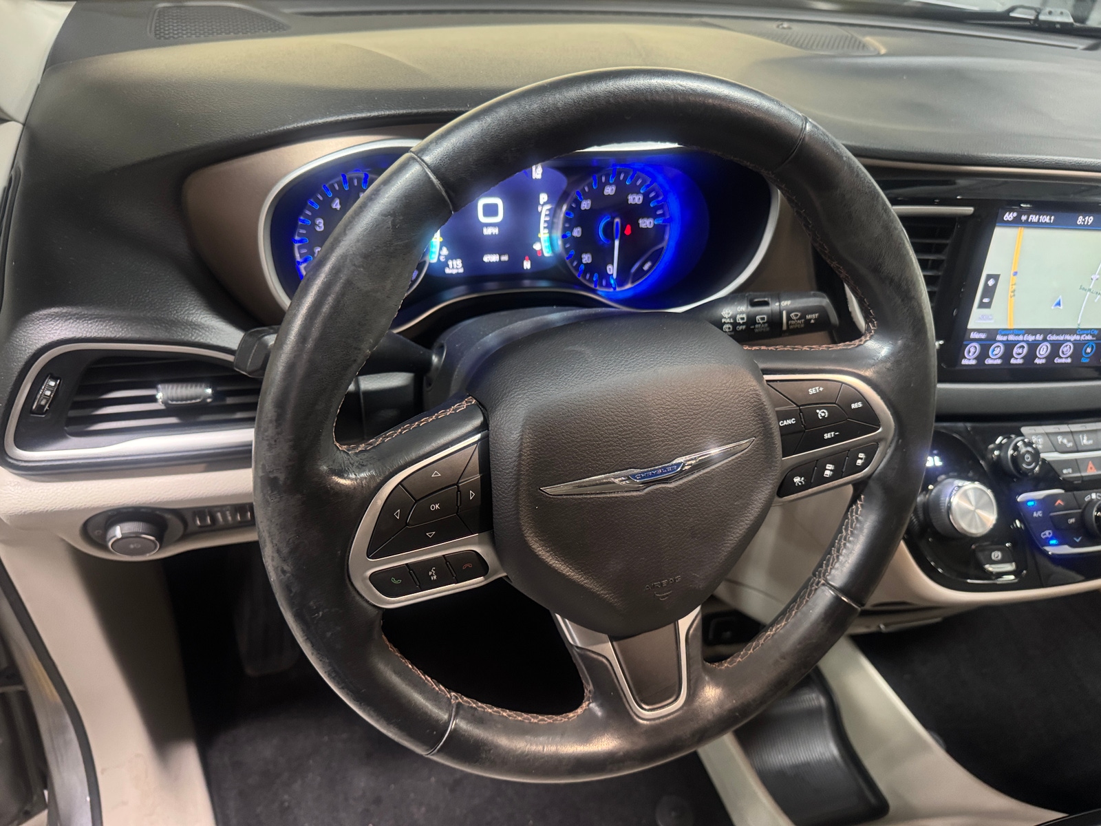 Thumbnail: 2018 Chrysler Pacifica - 4