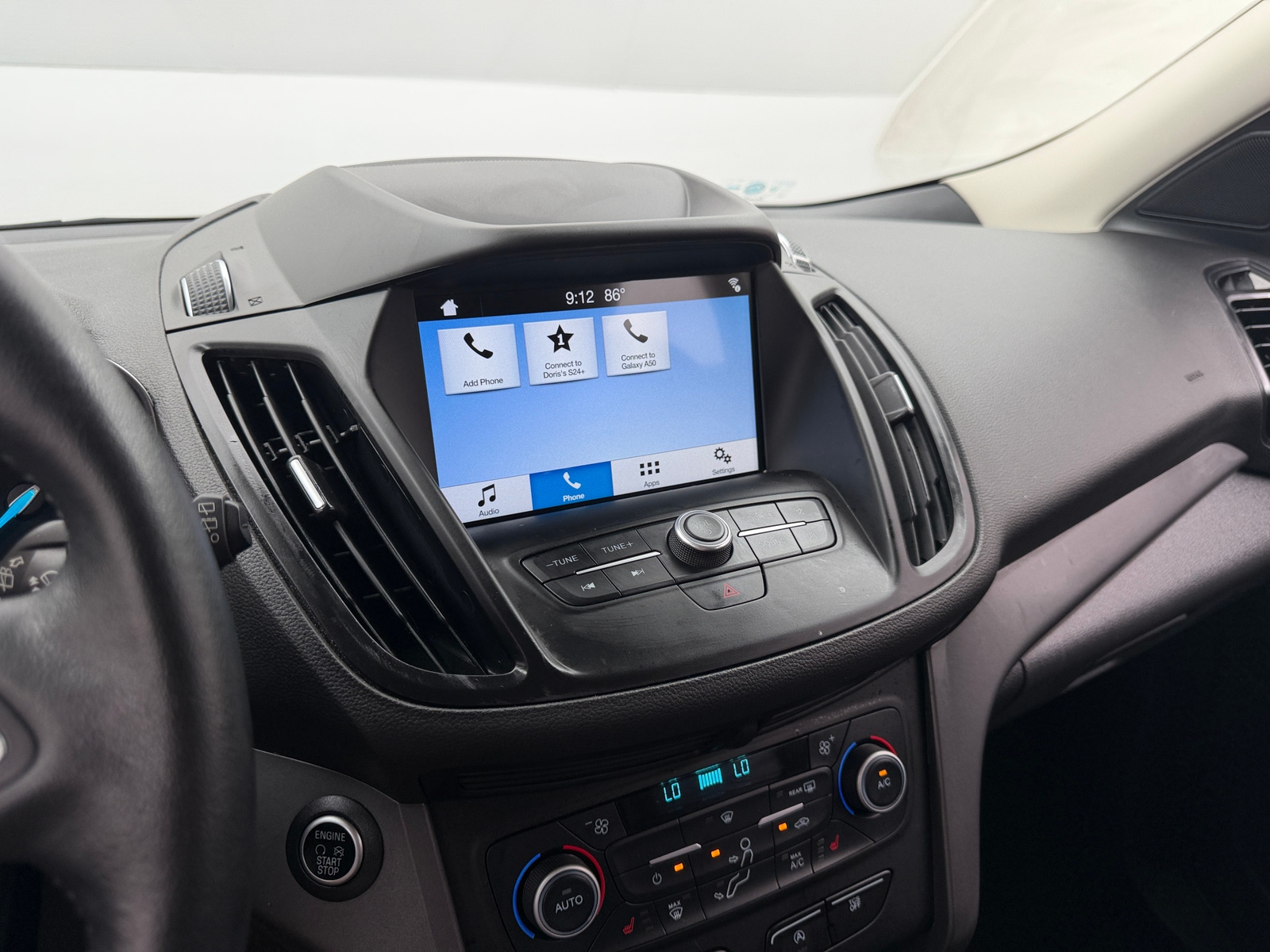 Thumbnail: 2019 Ford Escape - 3