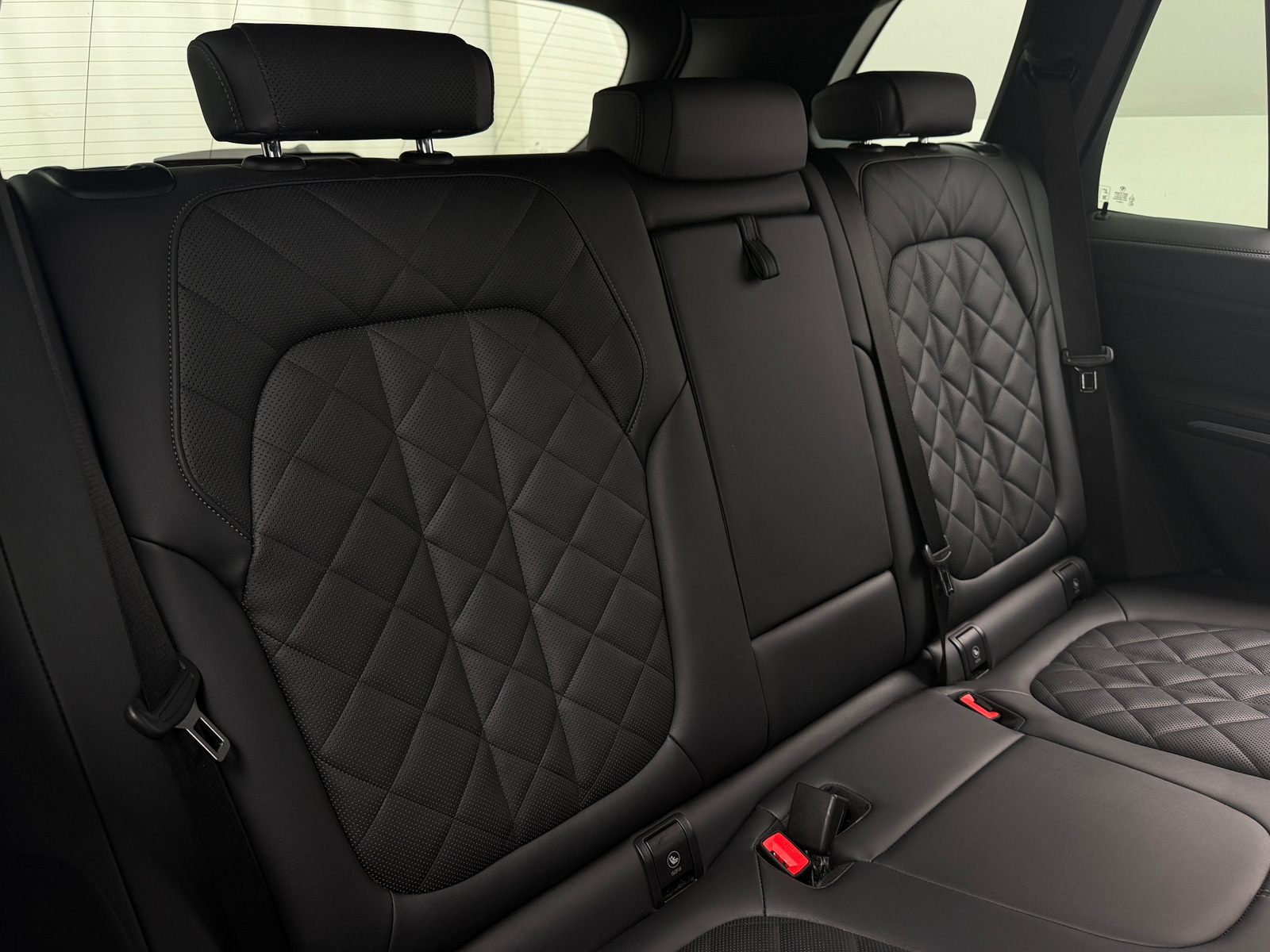 Thumbnail: 2026 BMW X5 - 5