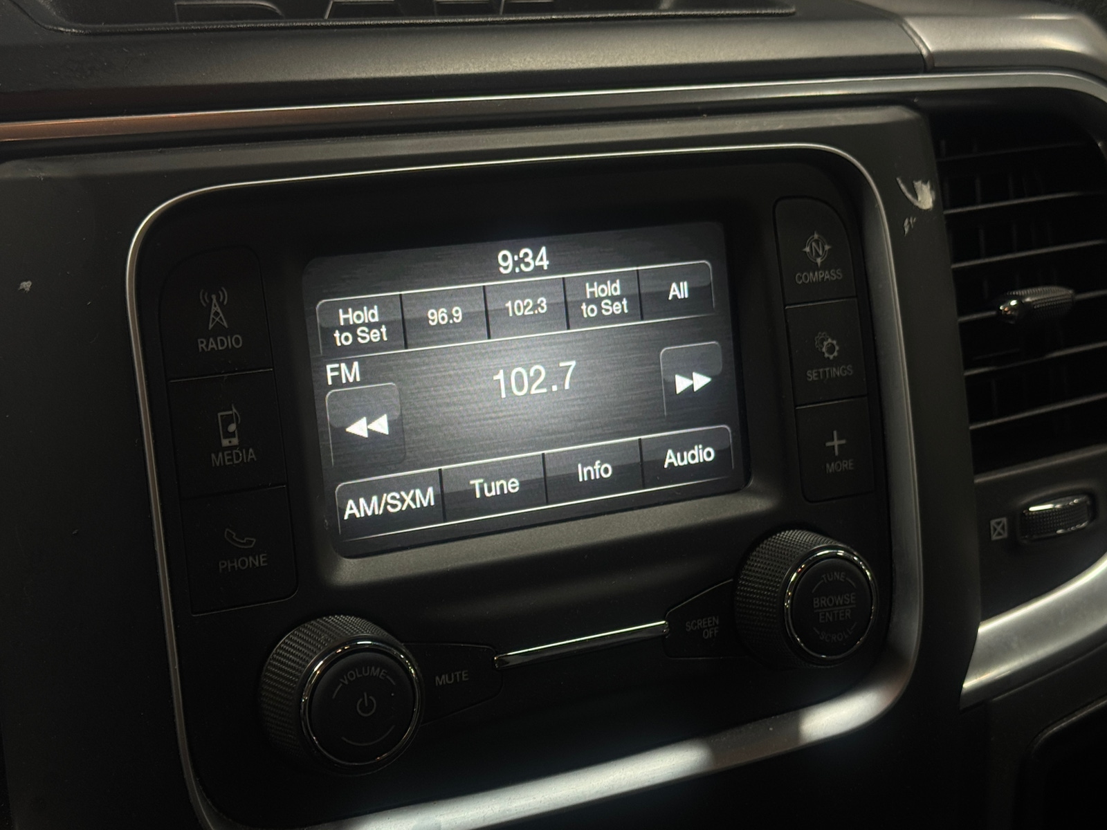 Thumbnail: 2024 RAM 1500 Classic - 4