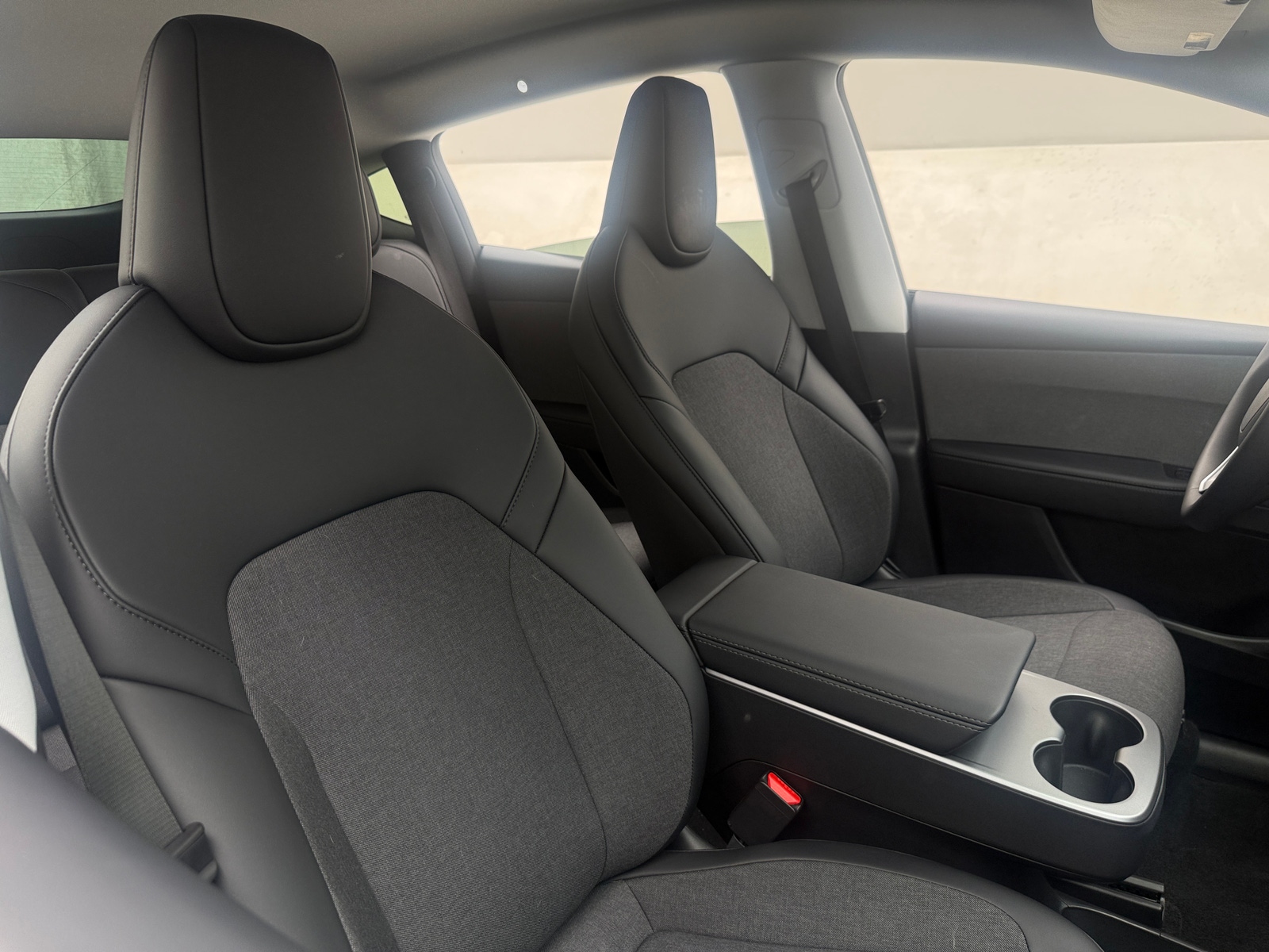 Thumbnail: 2026 Tesla Model Y - 2