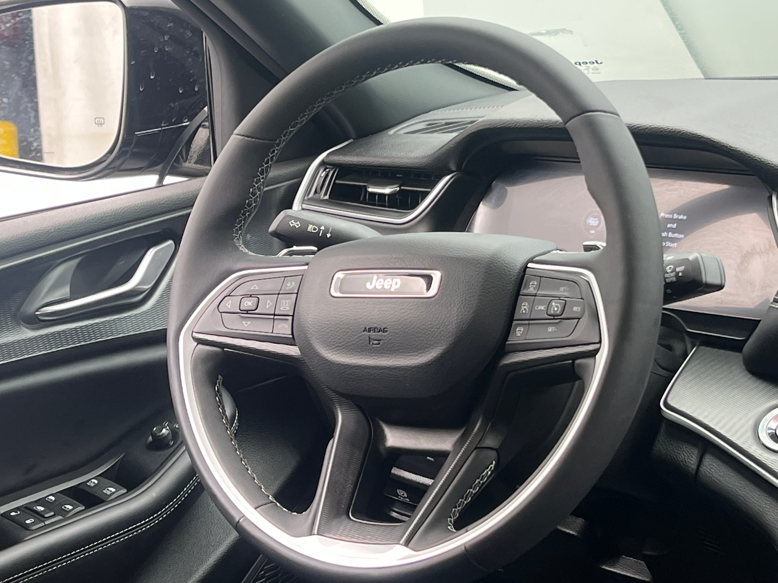 Thumbnail: 2025 Jeep Grand Cherokee - 4