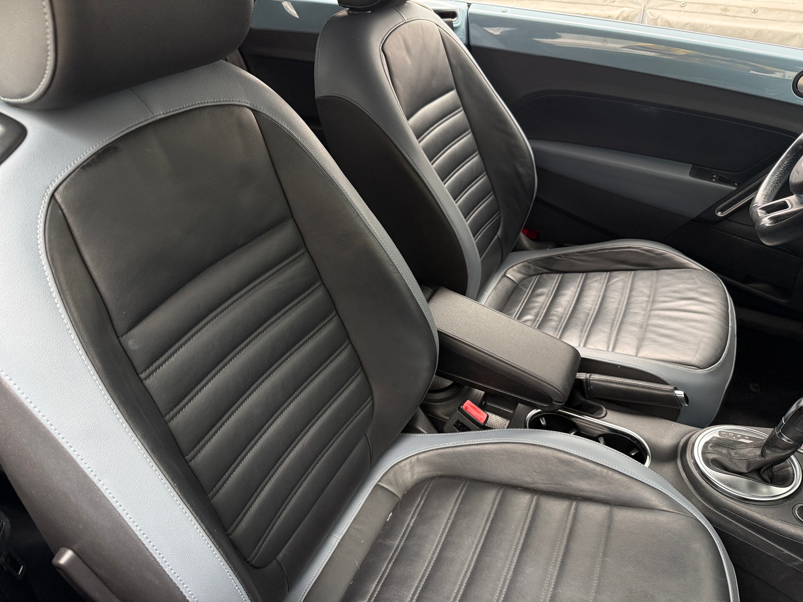 Thumbnail: 2013 Volkswagen Beetle - 2