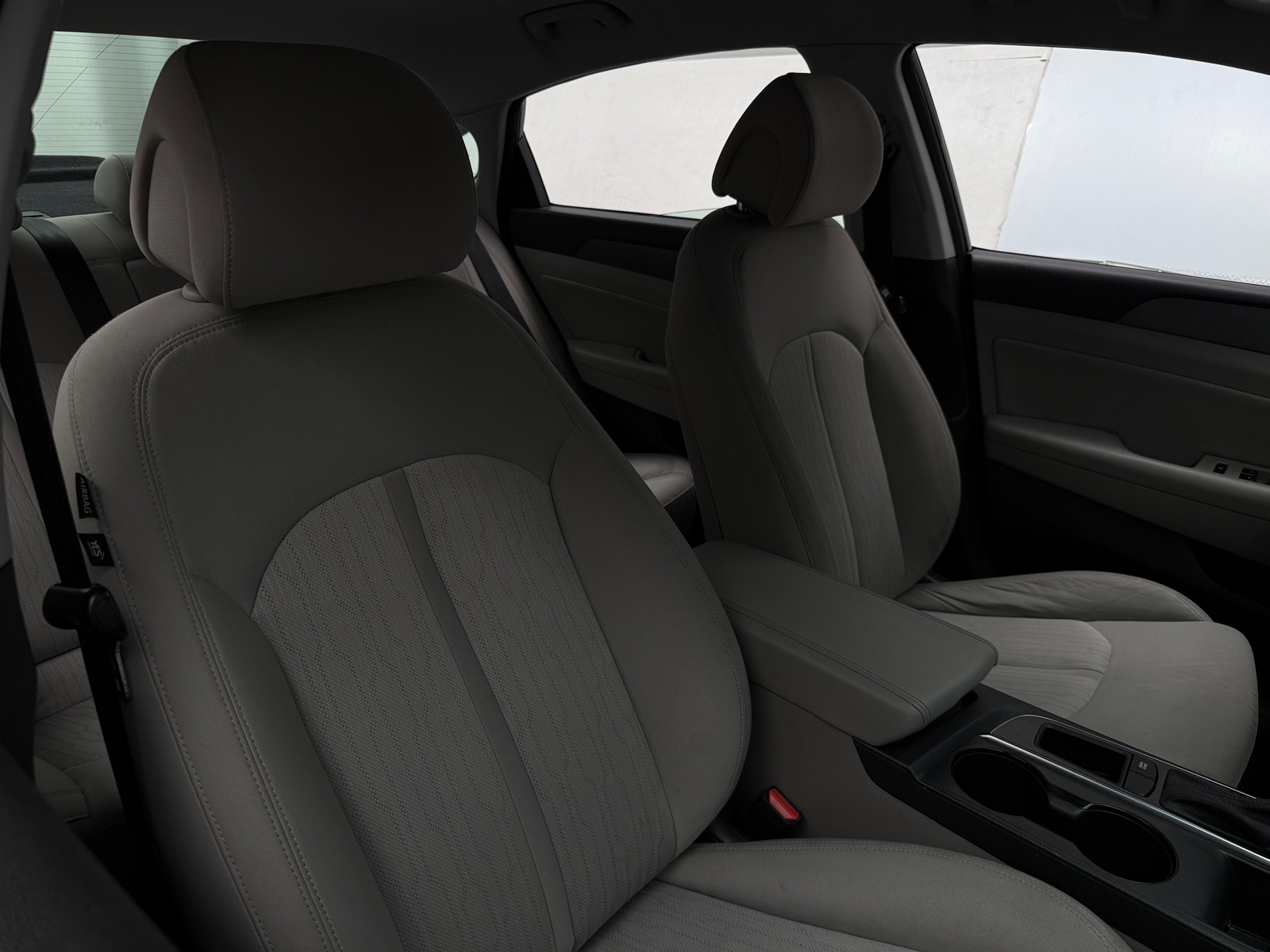 Thumbnail: 2016 Hyundai Sonata - 2