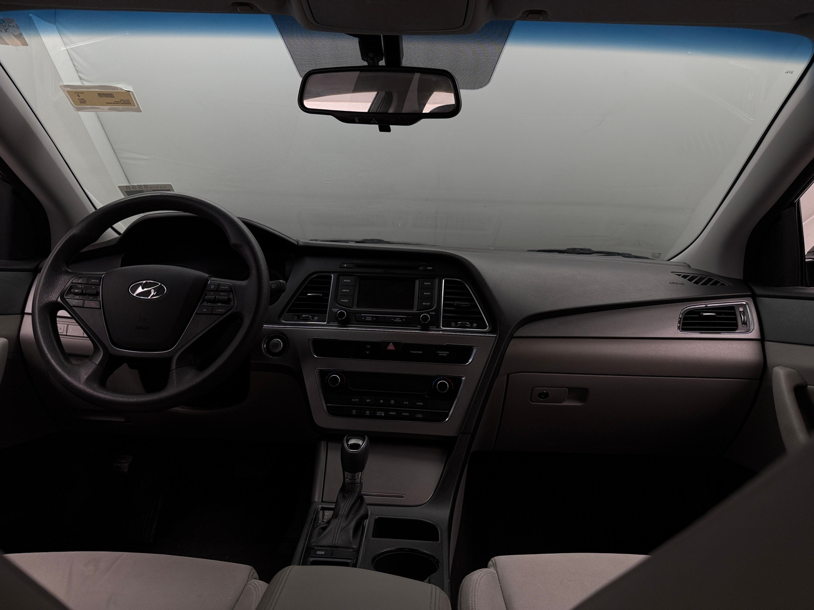 Thumbnail: 2016 Hyundai Sonata - 3