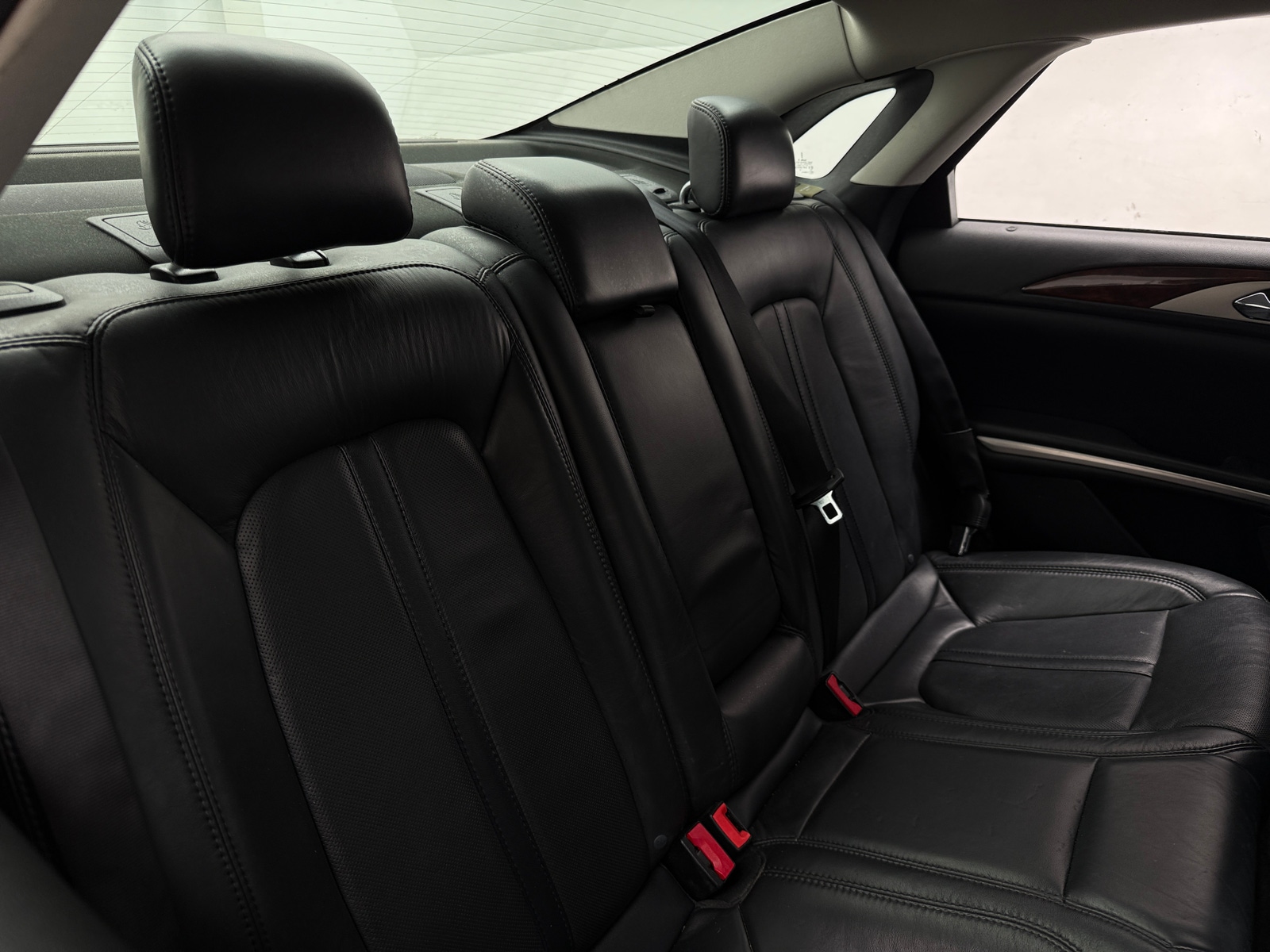 Thumbnail: 2016 Lincoln MKZ - 5