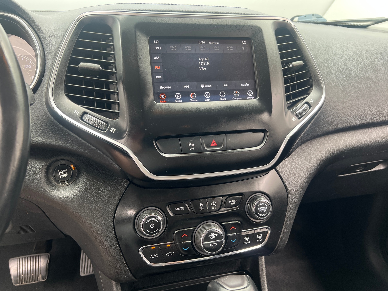 Thumbnail: 2019 Jeep Cherokee - 4