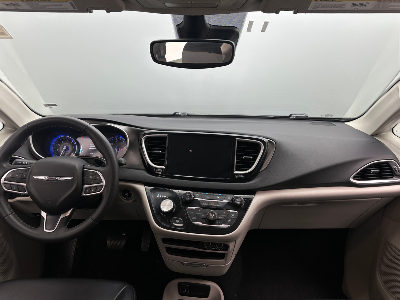 Thumbnail: 2024 Chrysler Pacifica - 2