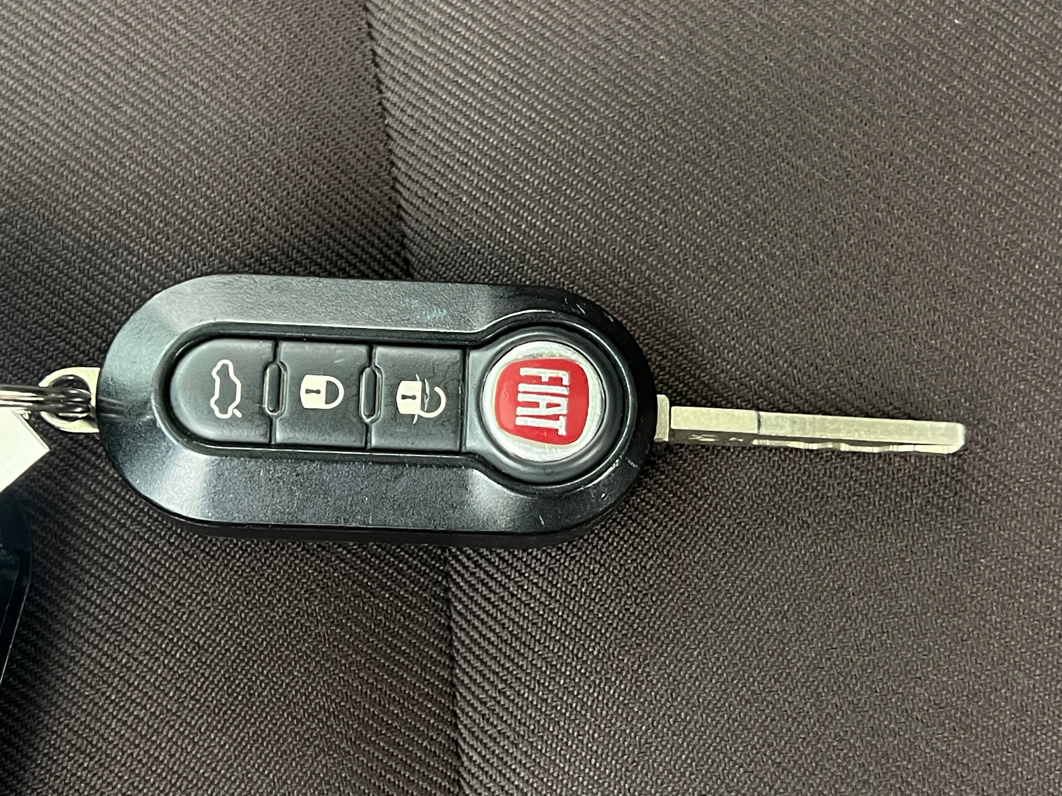 Used 2014 FIAT 500 Pop with VIN 3C3CFFAR9ET288501 for sale in Auburn, WA