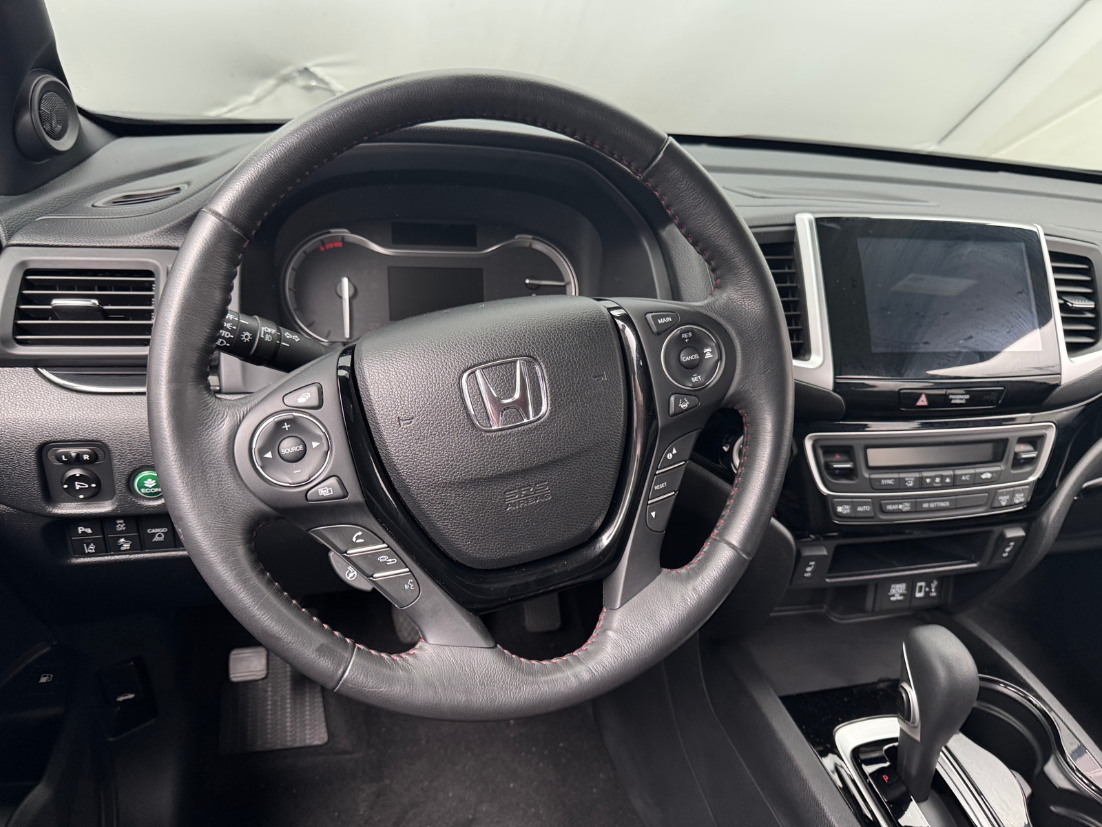 Thumbnail: 2017 Honda Ridgeline - 4