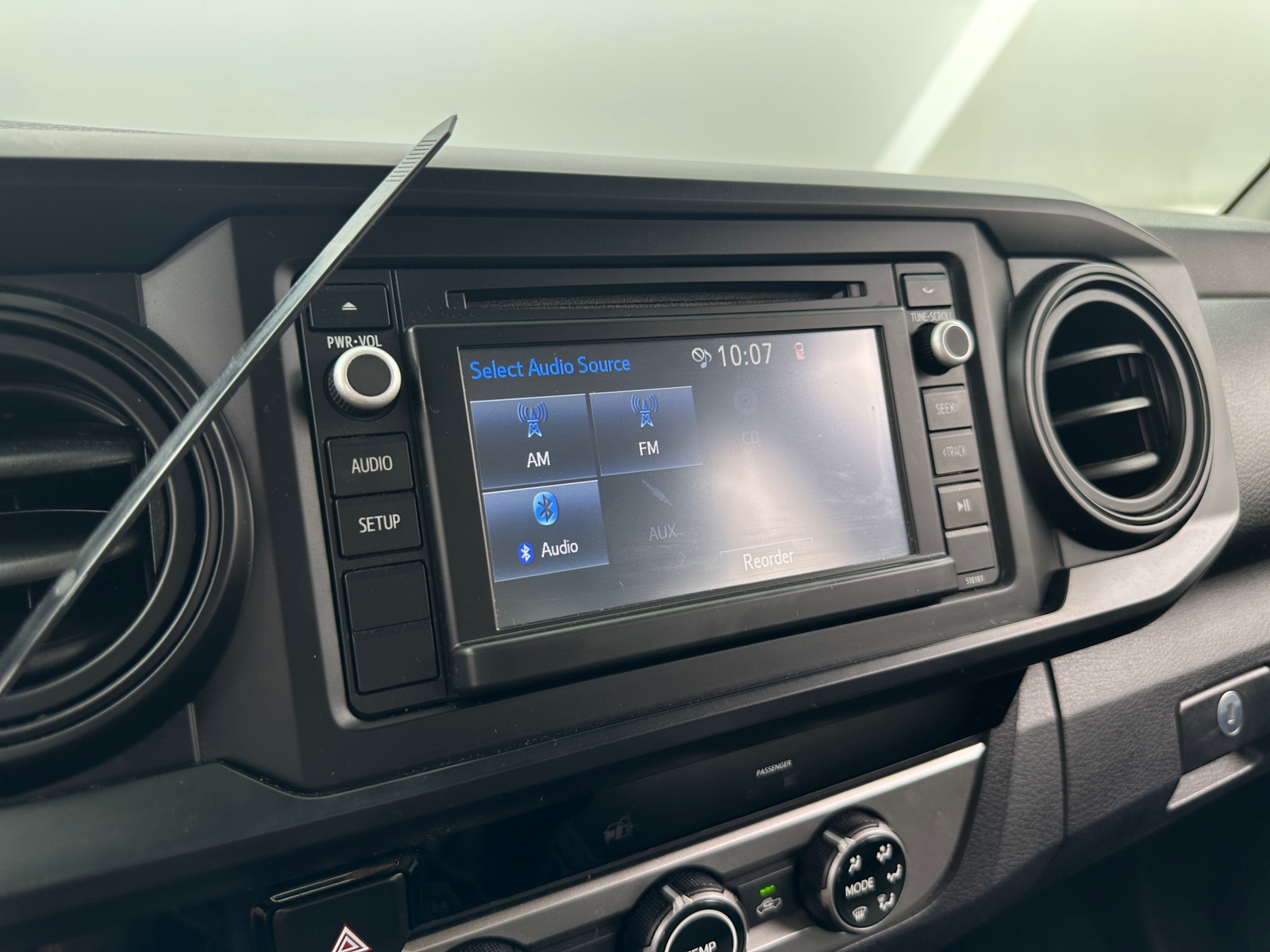 Thumbnail: 2016 Toyota Tacoma - 4