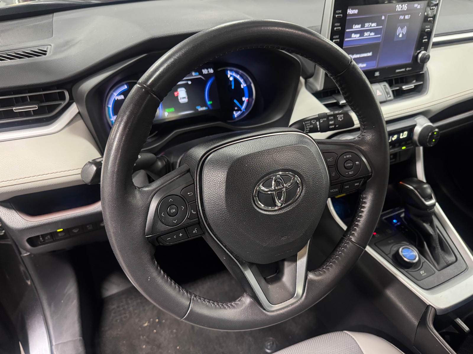 Thumbnail: 2022 Toyota RAV4 - 4