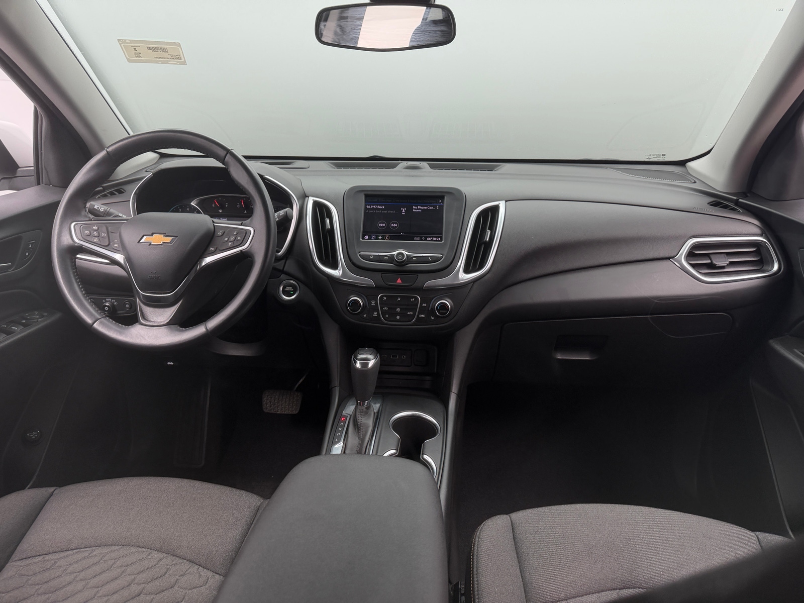 Thumbnail: 2020 Chevrolet Equinox - 3