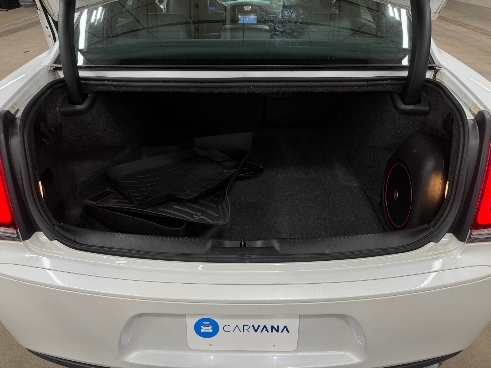 Thumbnail: 2015 Chrysler 300 - 6