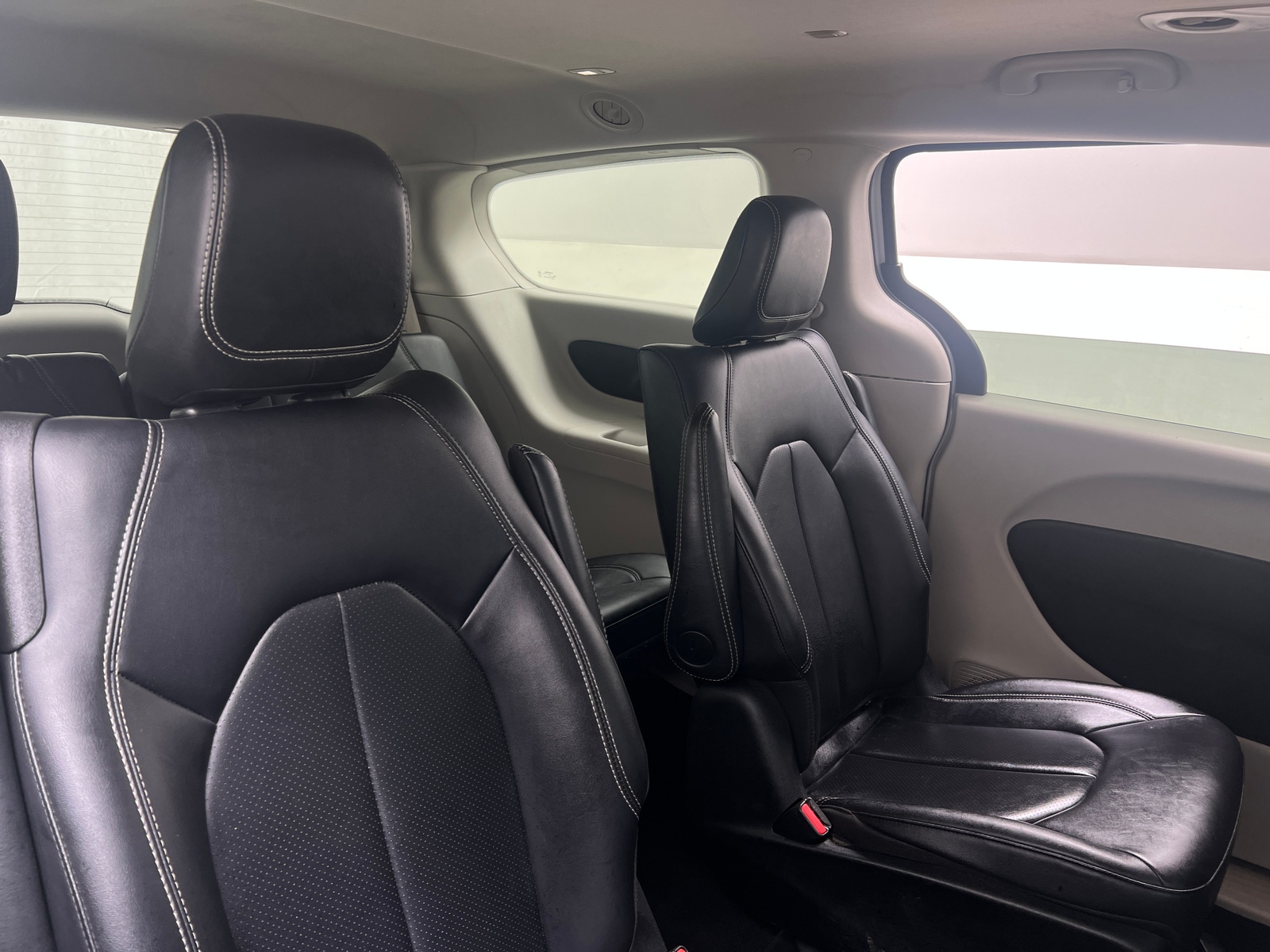 Thumbnail: 2024 Chrysler Pacifica - 5