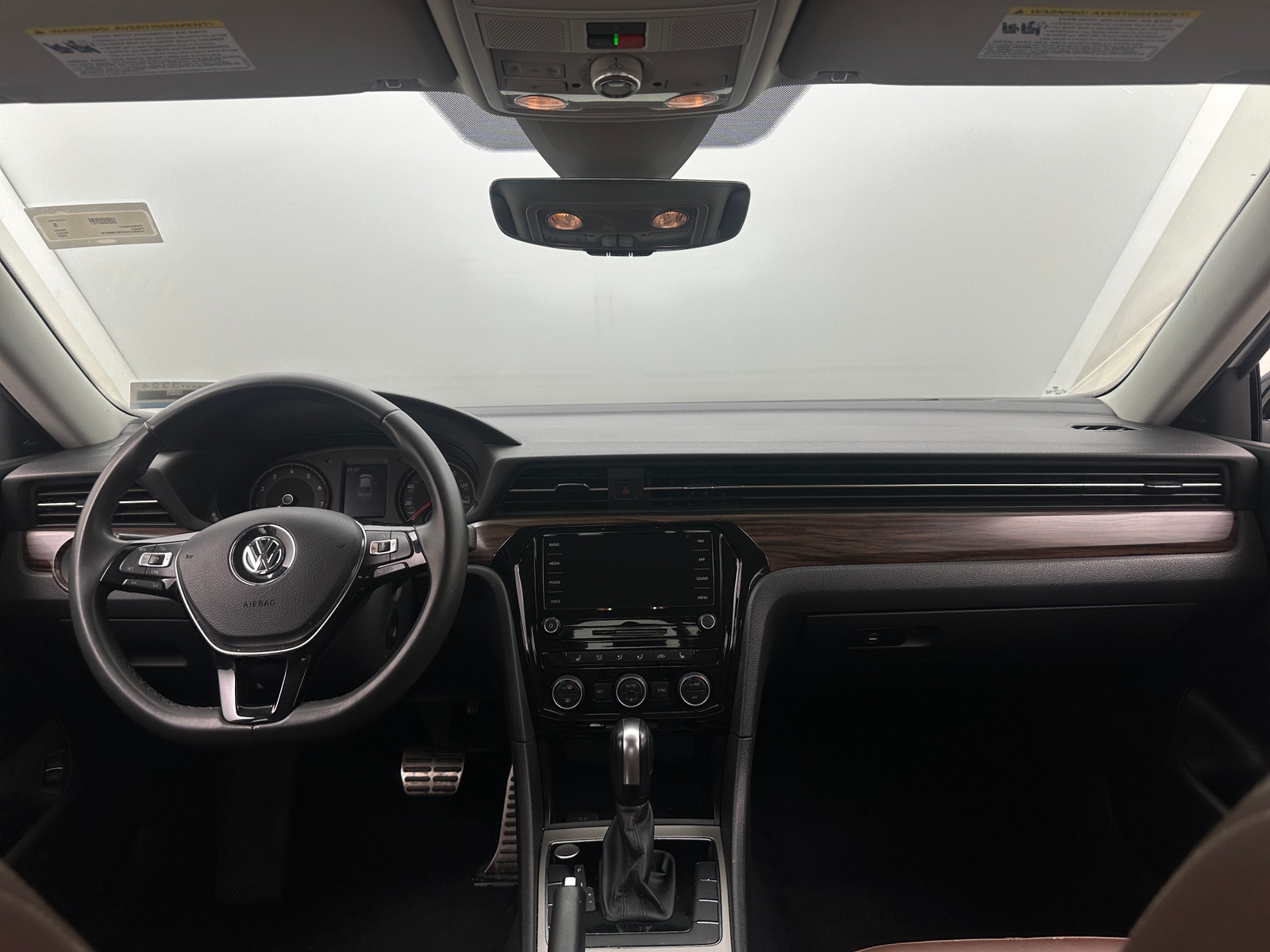Thumbnail: 2022 Volkswagen Passat - 2