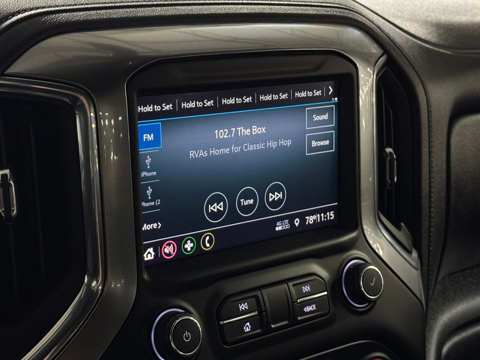Thumbnail: 2022 Chevrolet Silverado 1500 - 4
