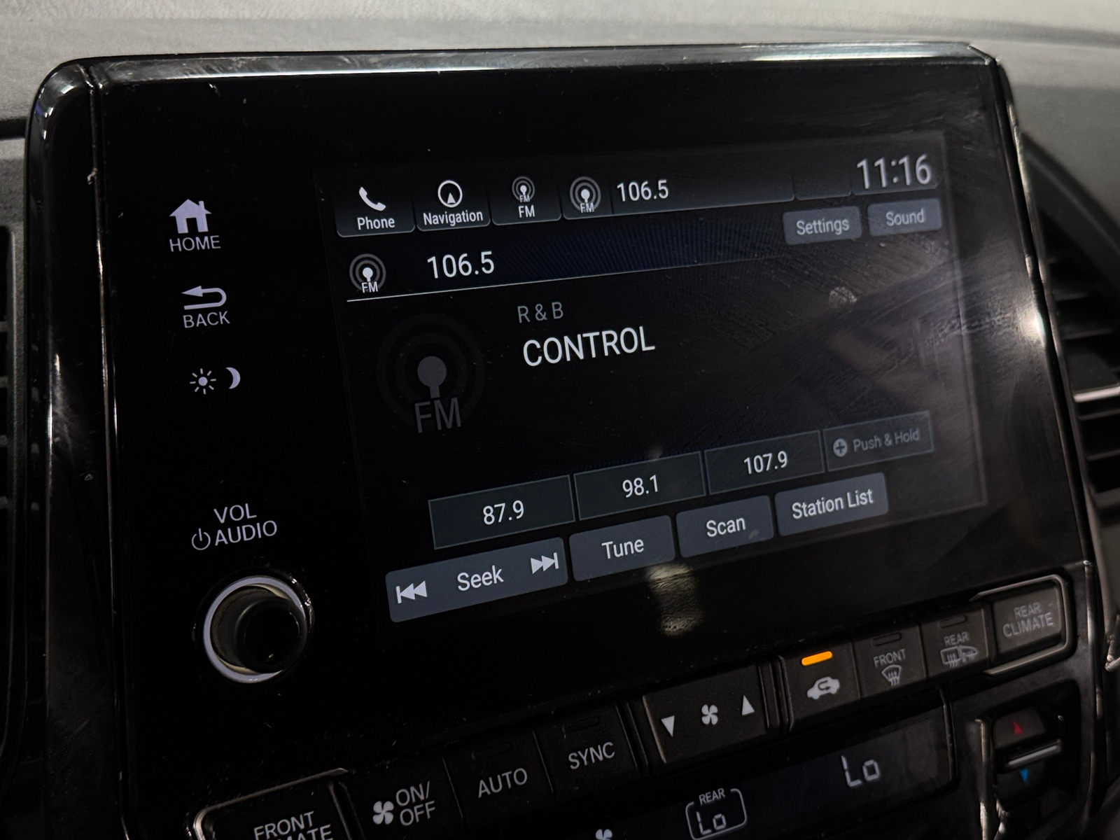 Thumbnail: 2019 Honda Odyssey - 3
