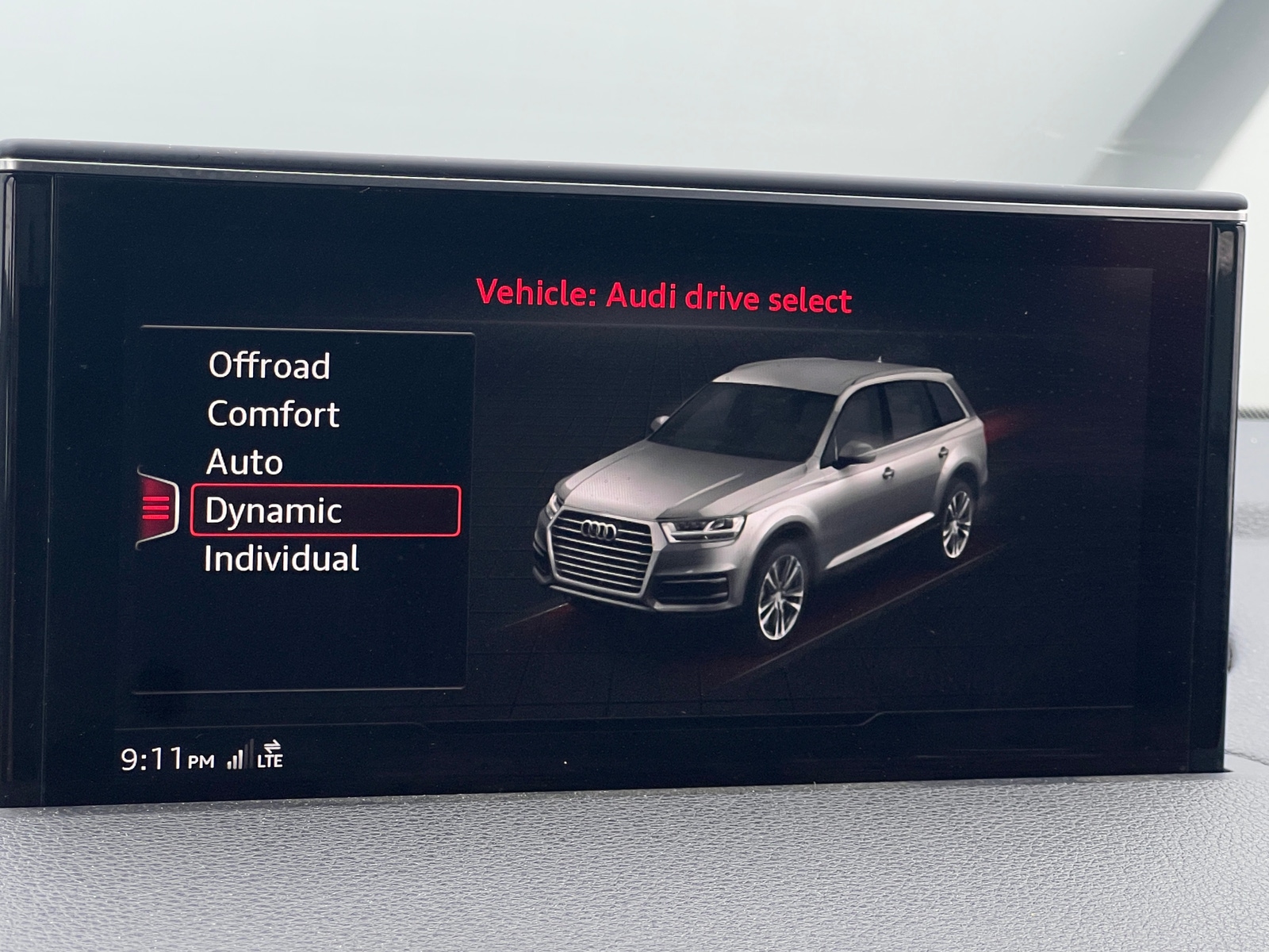 Thumbnail: 2019 Audi Q7 - 3