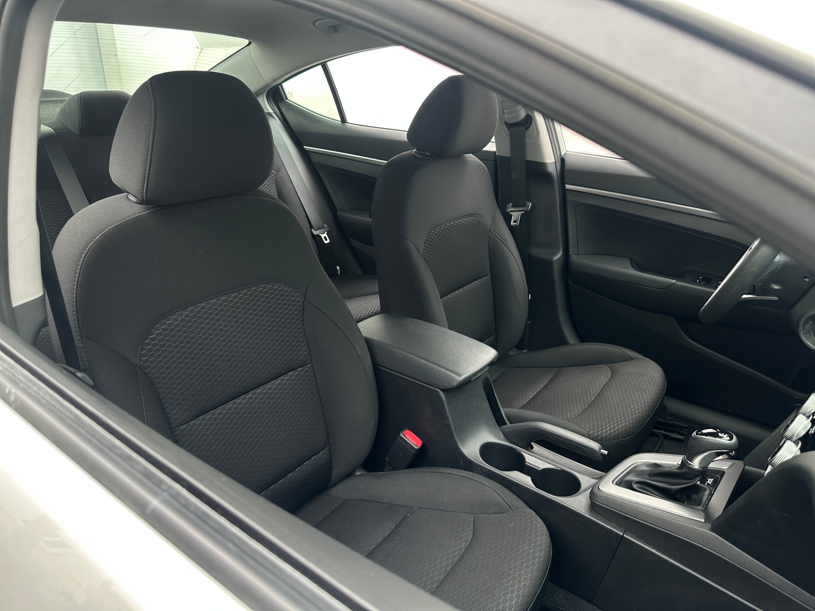 Thumbnail: 2019 Hyundai Elantra - 2