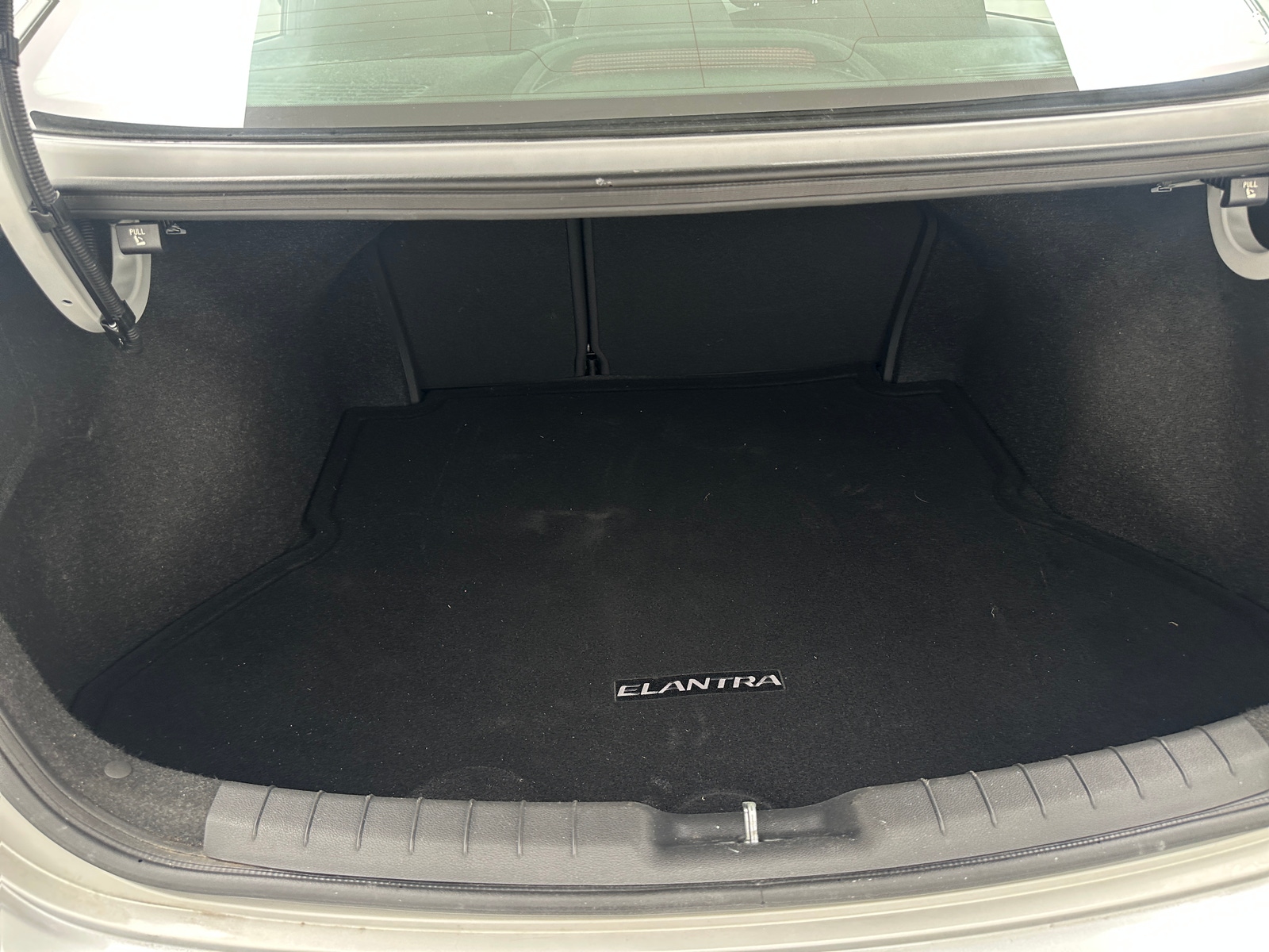 Thumbnail: 2019 Hyundai Elantra - 7
