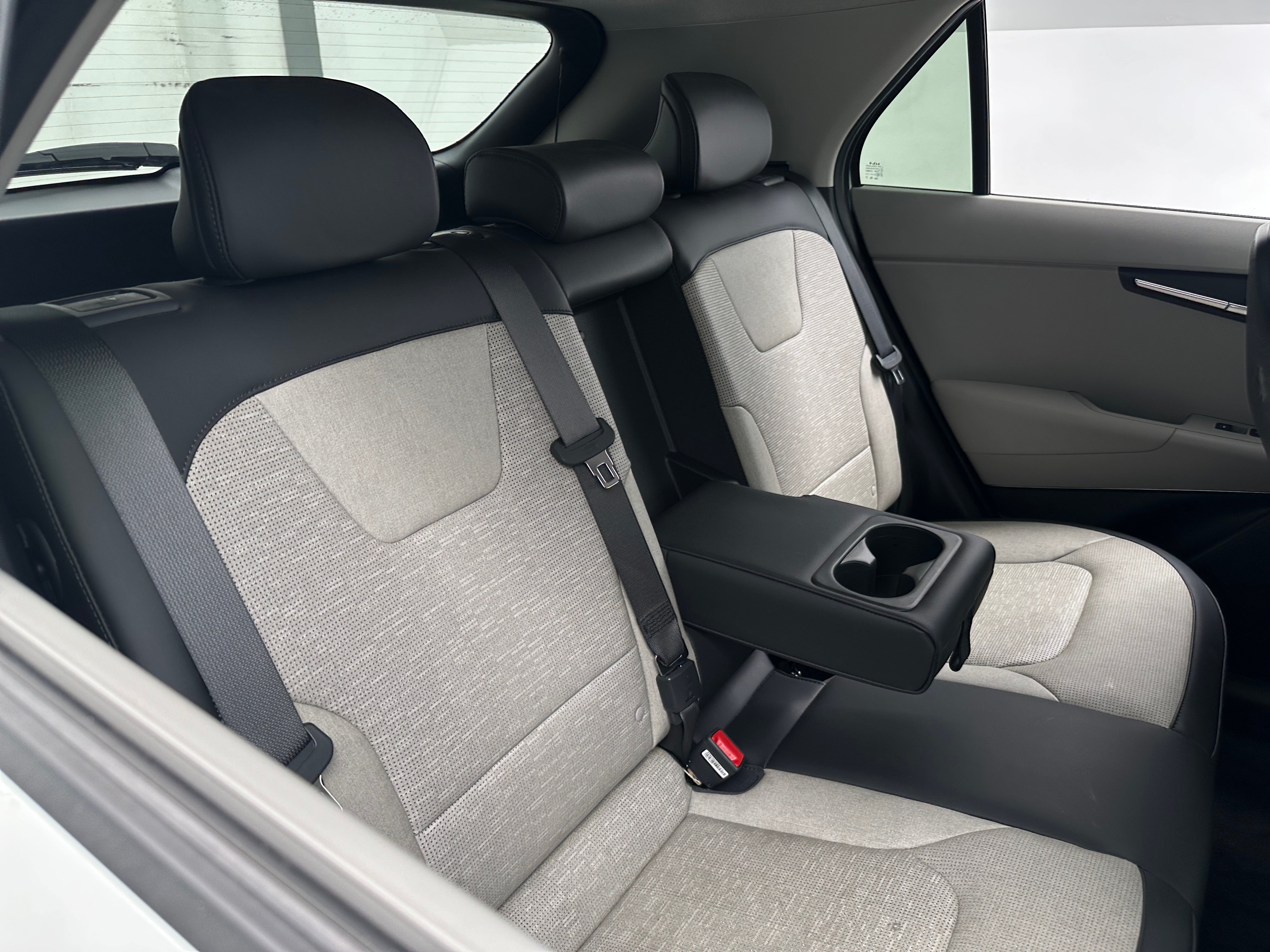Used 2024 Kia Niro Wave with VIN KNDCT3L1XR5091367 for sale in Pewaukee, WI