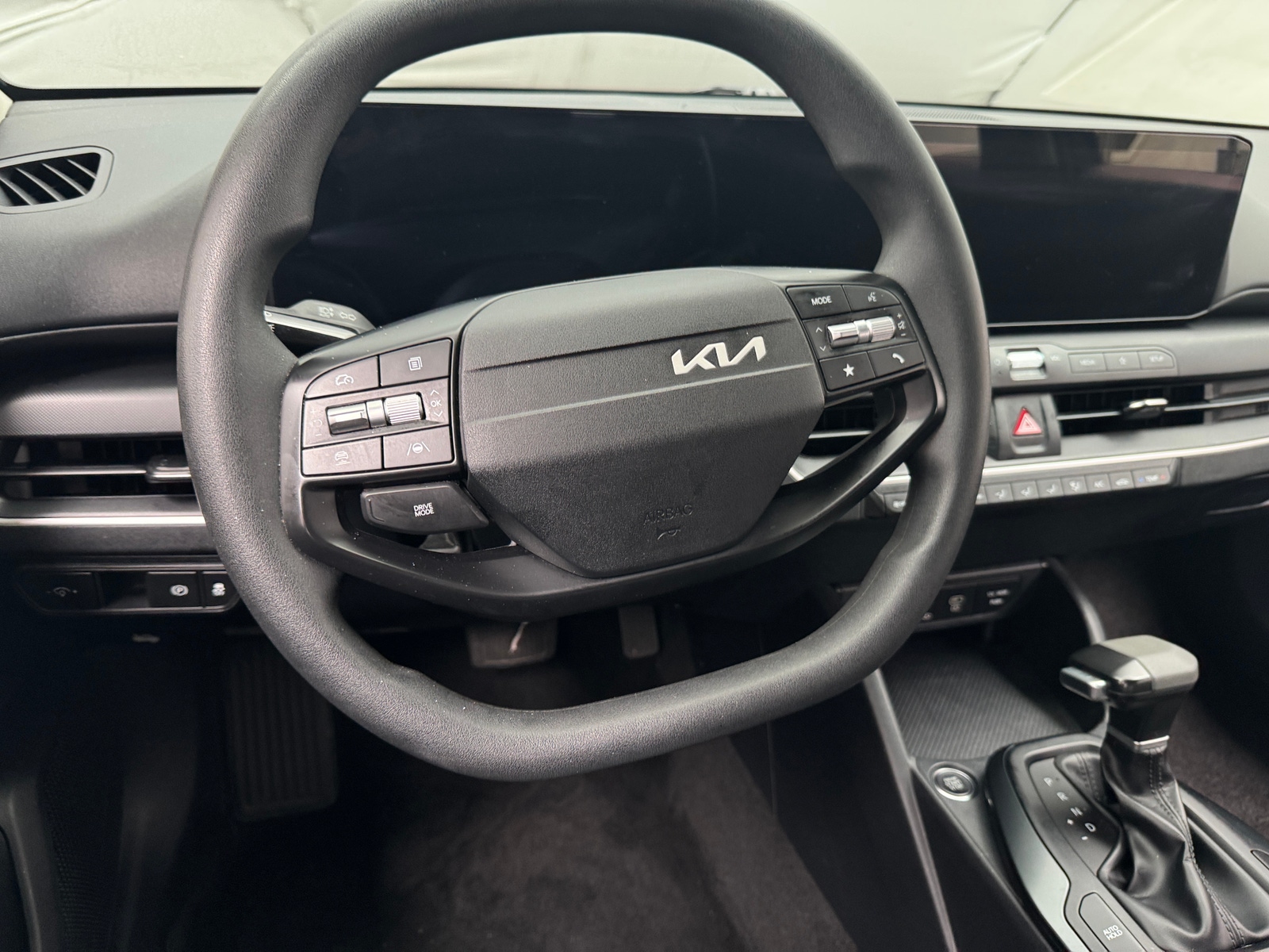 Thumbnail: 2025 Kia K4 - 5
