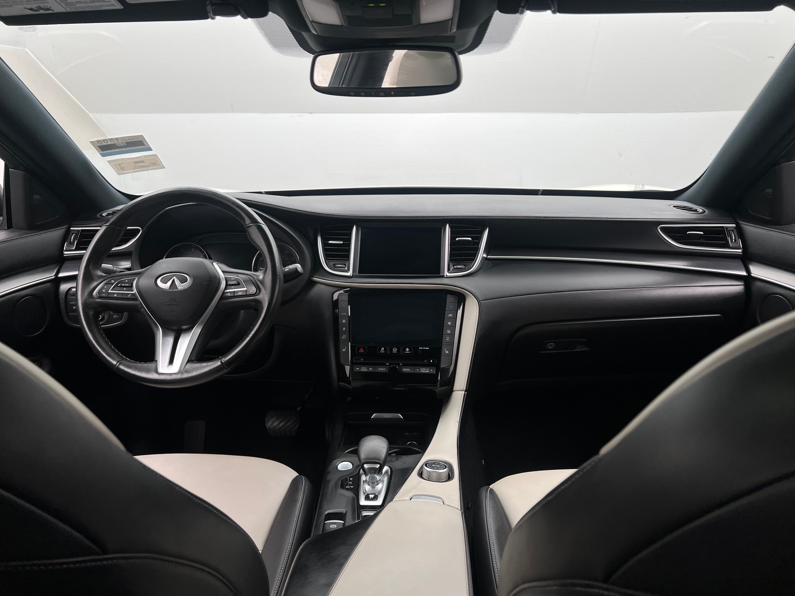 Thumbnail: 2022 INFINITI QX55 - 2