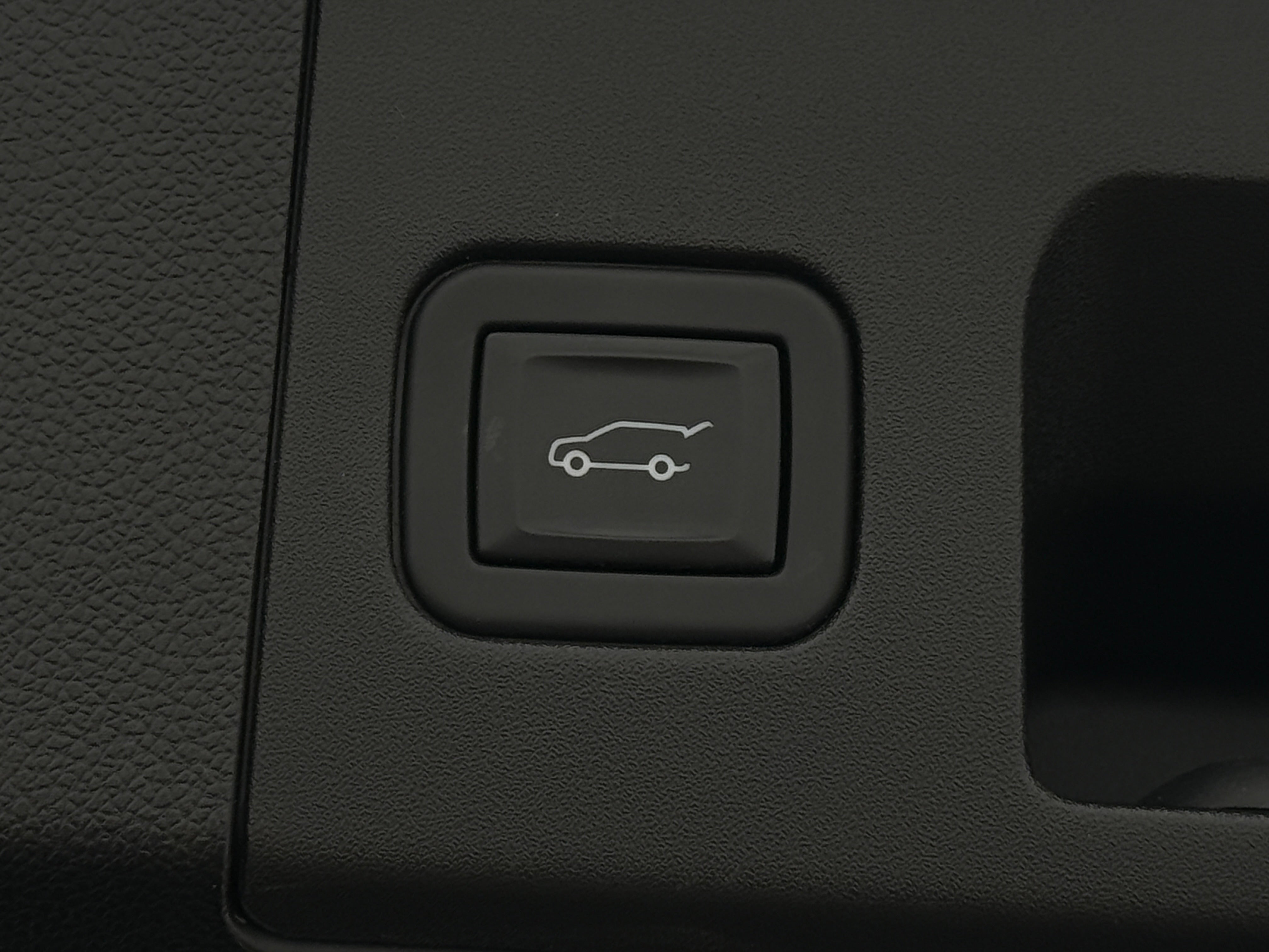 1GYFZDR48PF167642