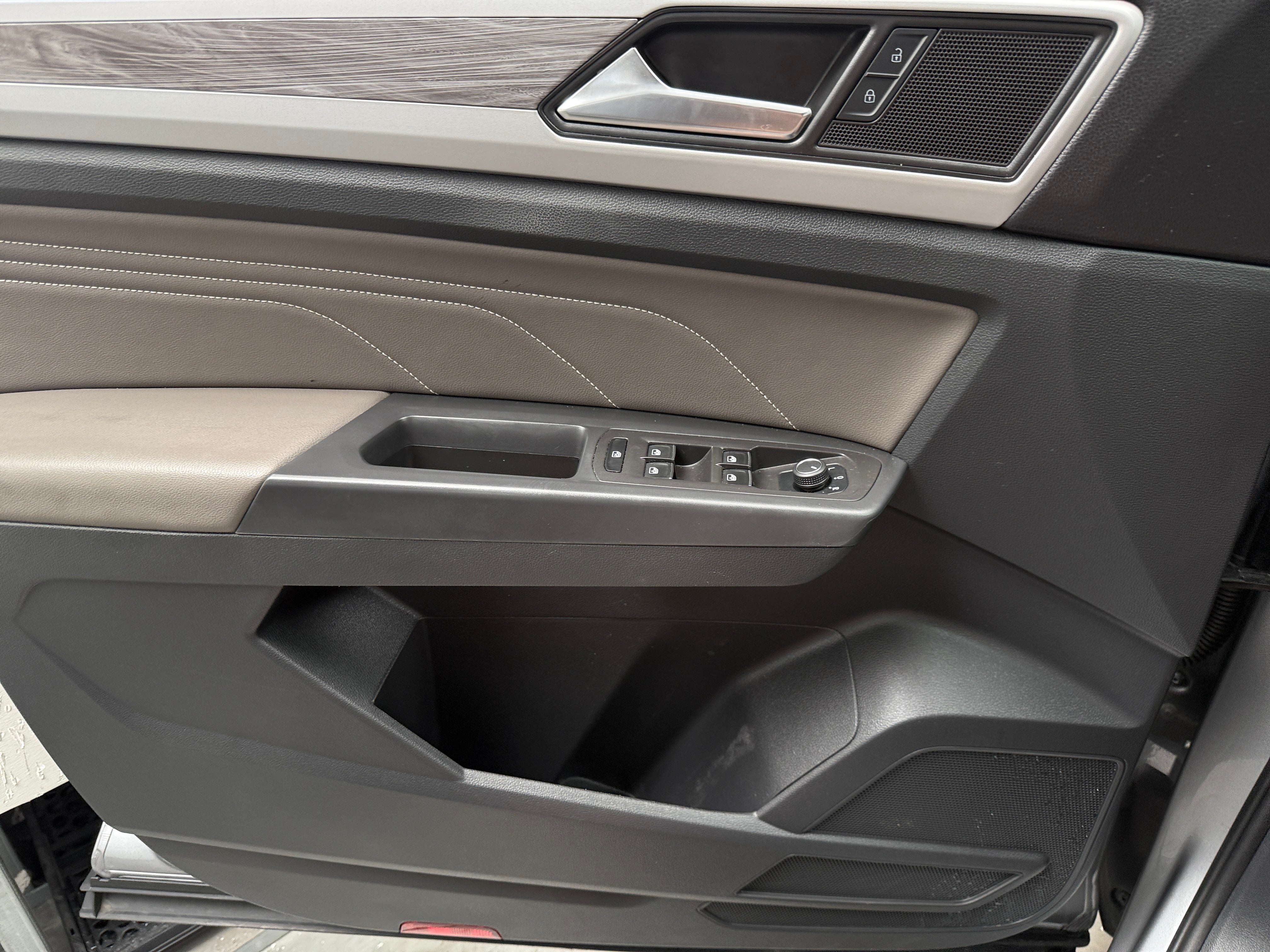 2023 Volkswagen Atlas Cross Sport