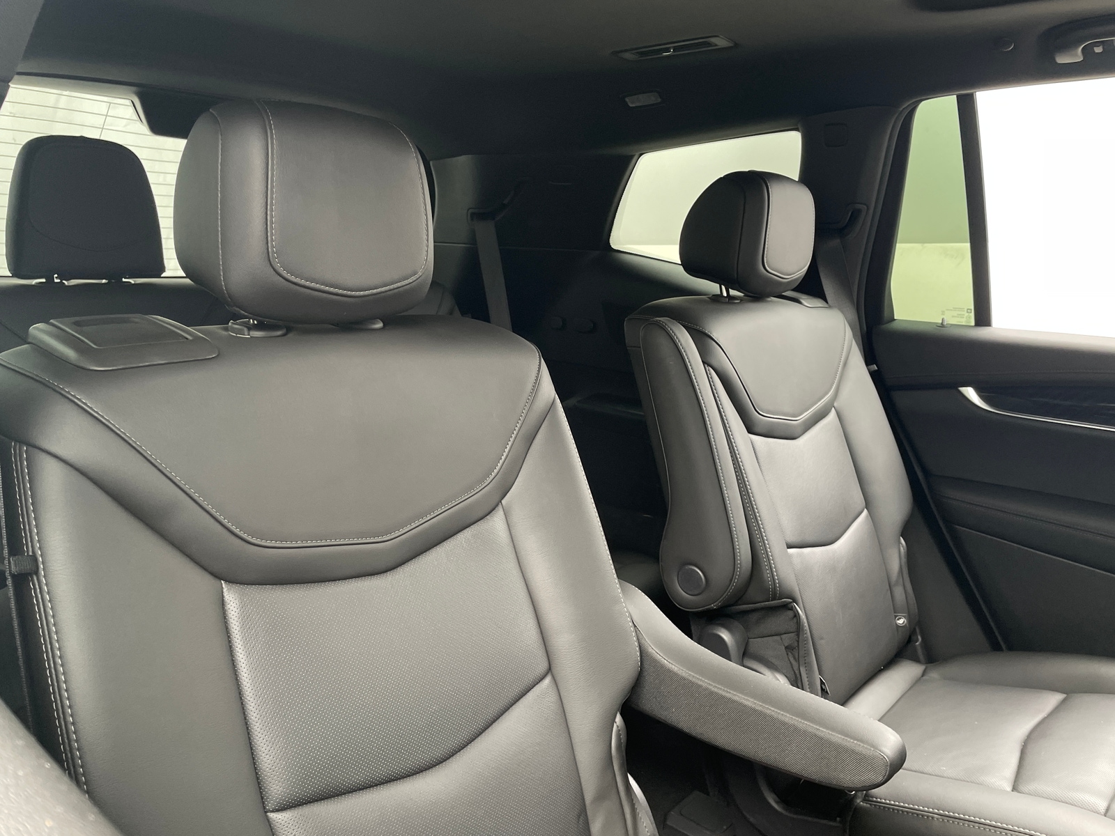 Thumbnail: 2021 Cadillac XT6 - 5