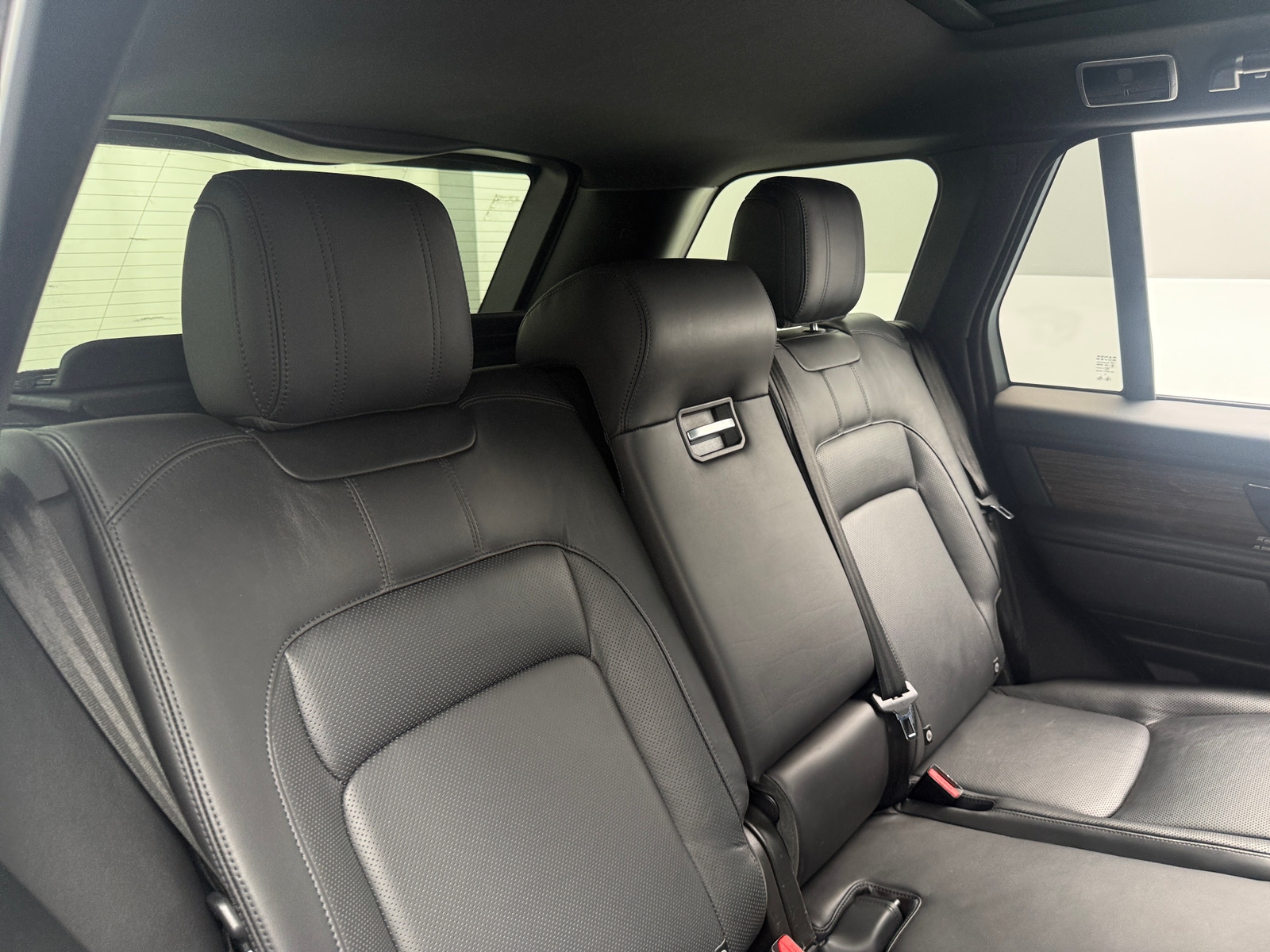 Thumbnail: 2019 Land Rover Range Rover - 5
