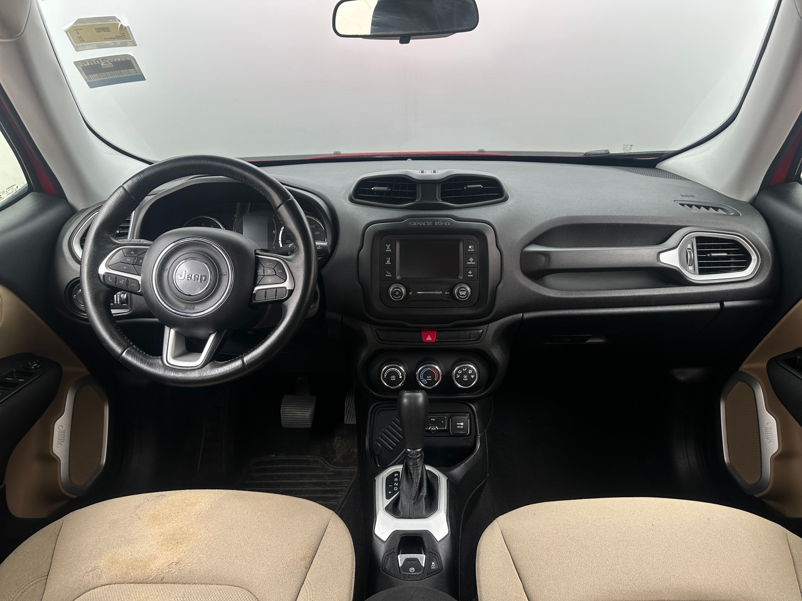 Thumbnail: 2015 Jeep Renegade - 3