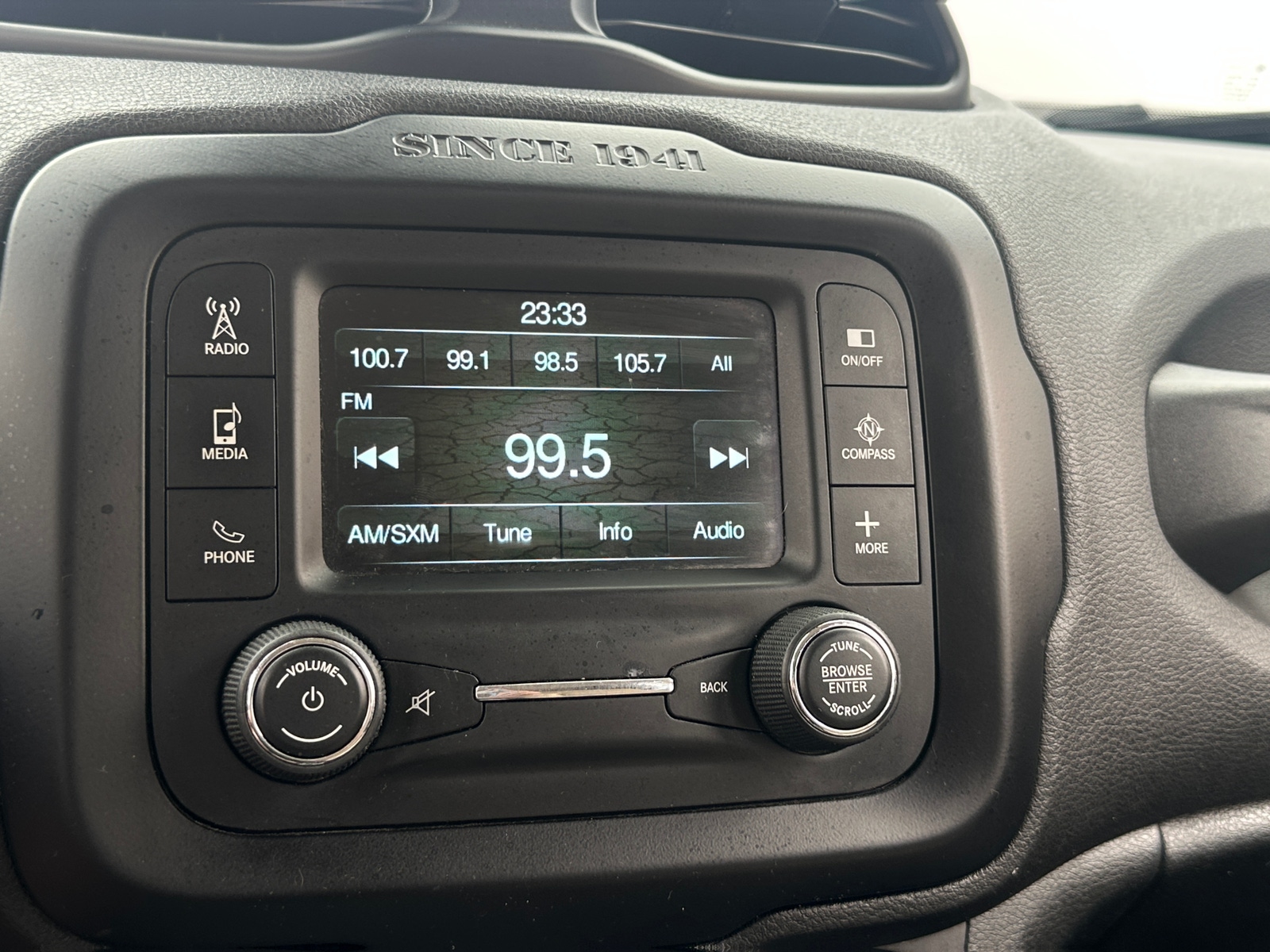 Thumbnail: 2015 Jeep Renegade - 4