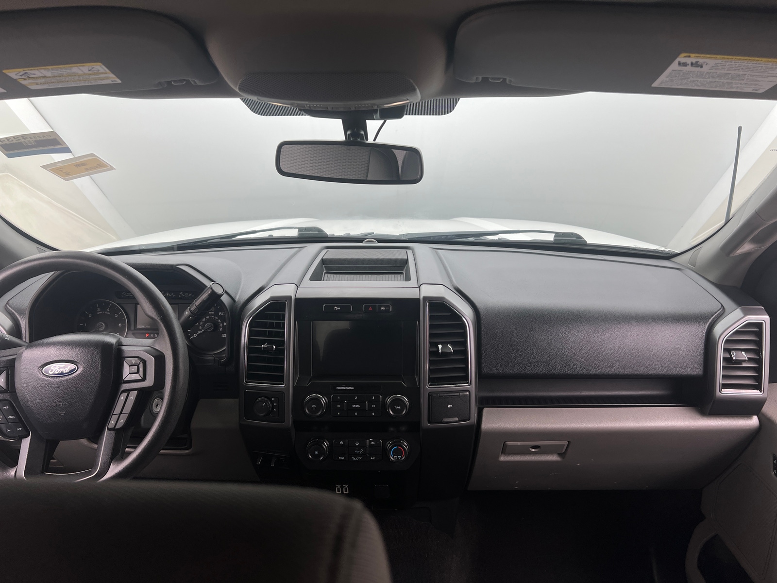 Thumbnail: 2020 Ford Econoline - 3