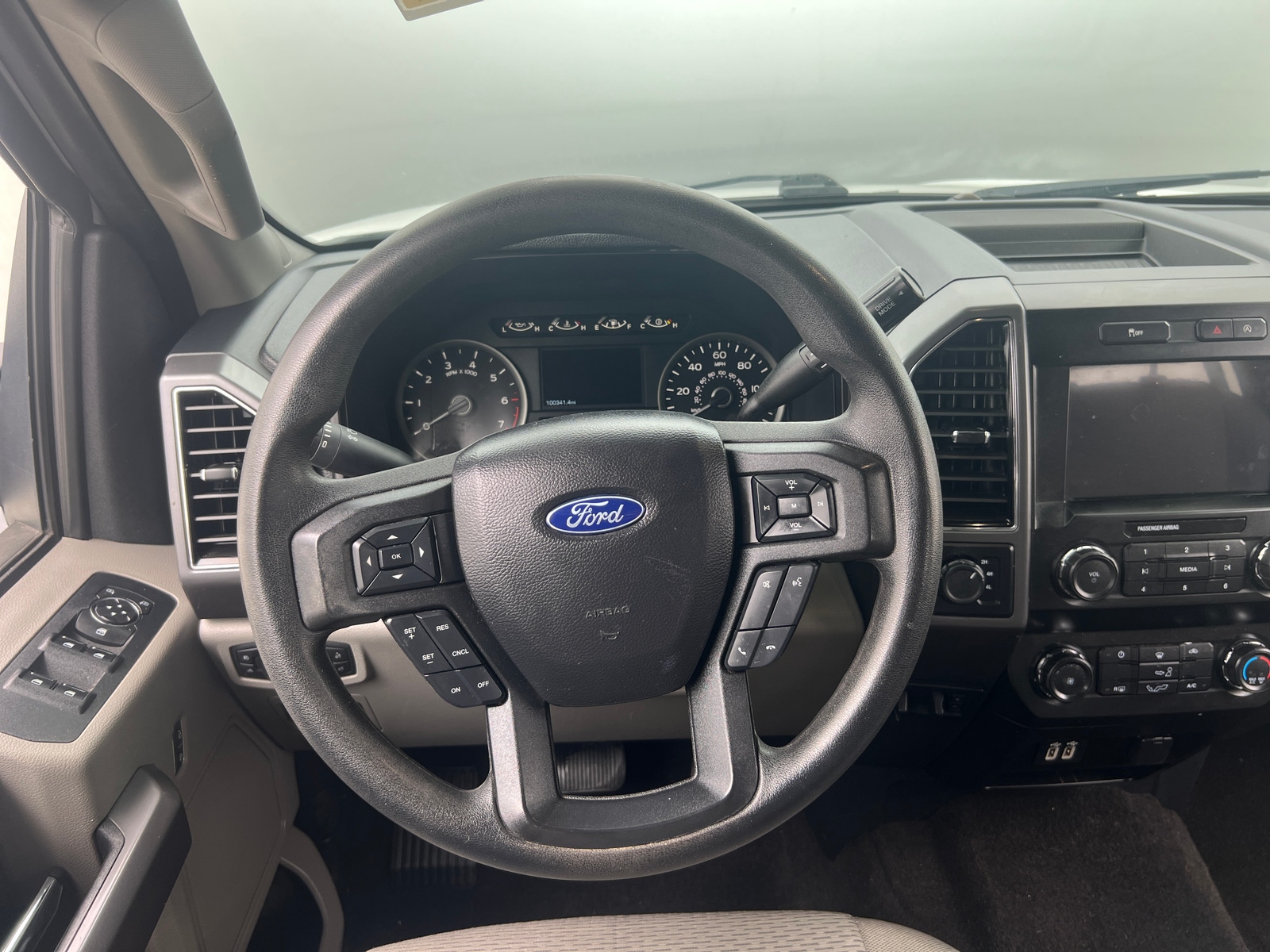 Thumbnail: 2020 Ford Econoline - 5