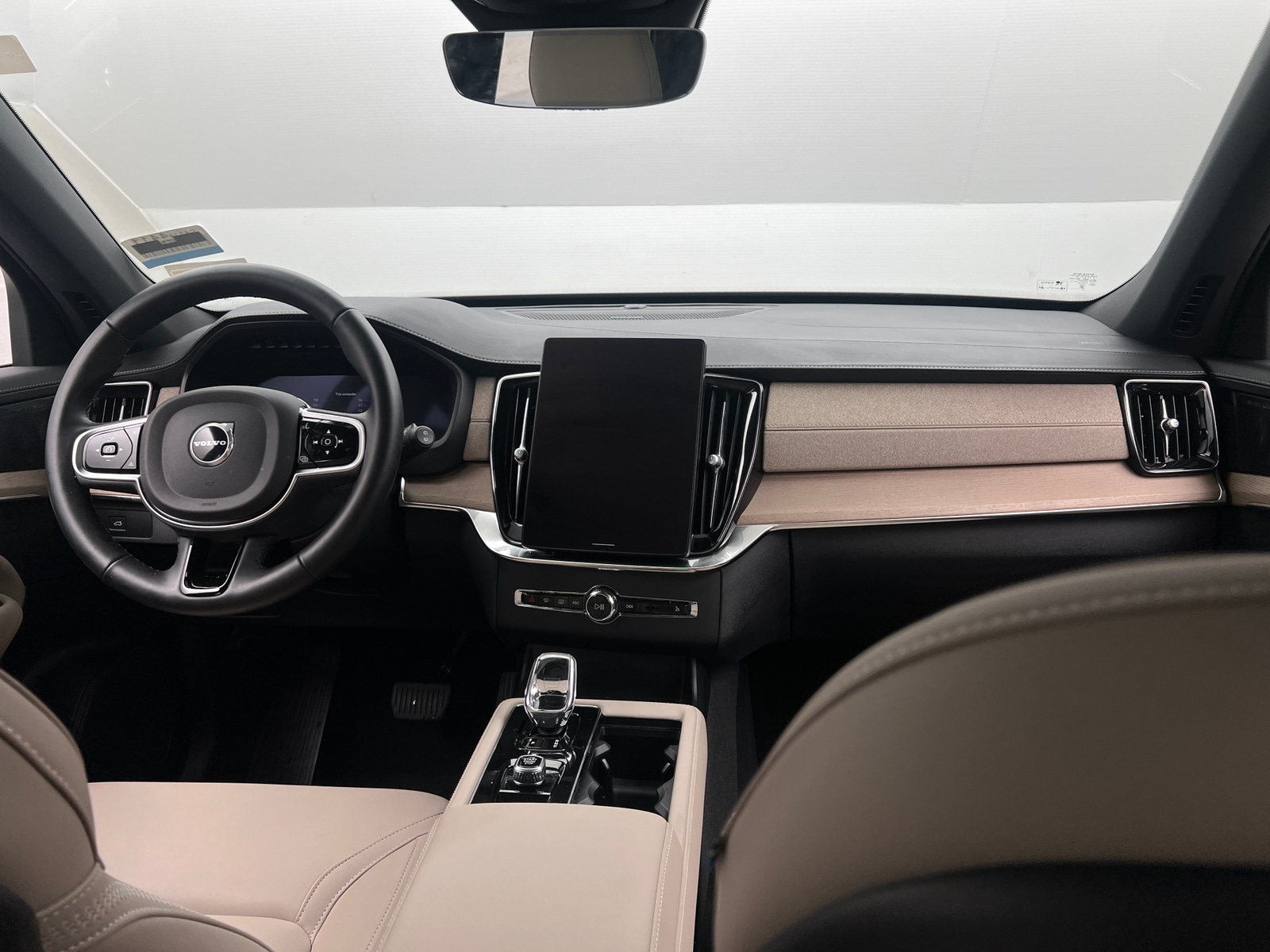 Thumbnail: 2026 Volvo XC90 - 2