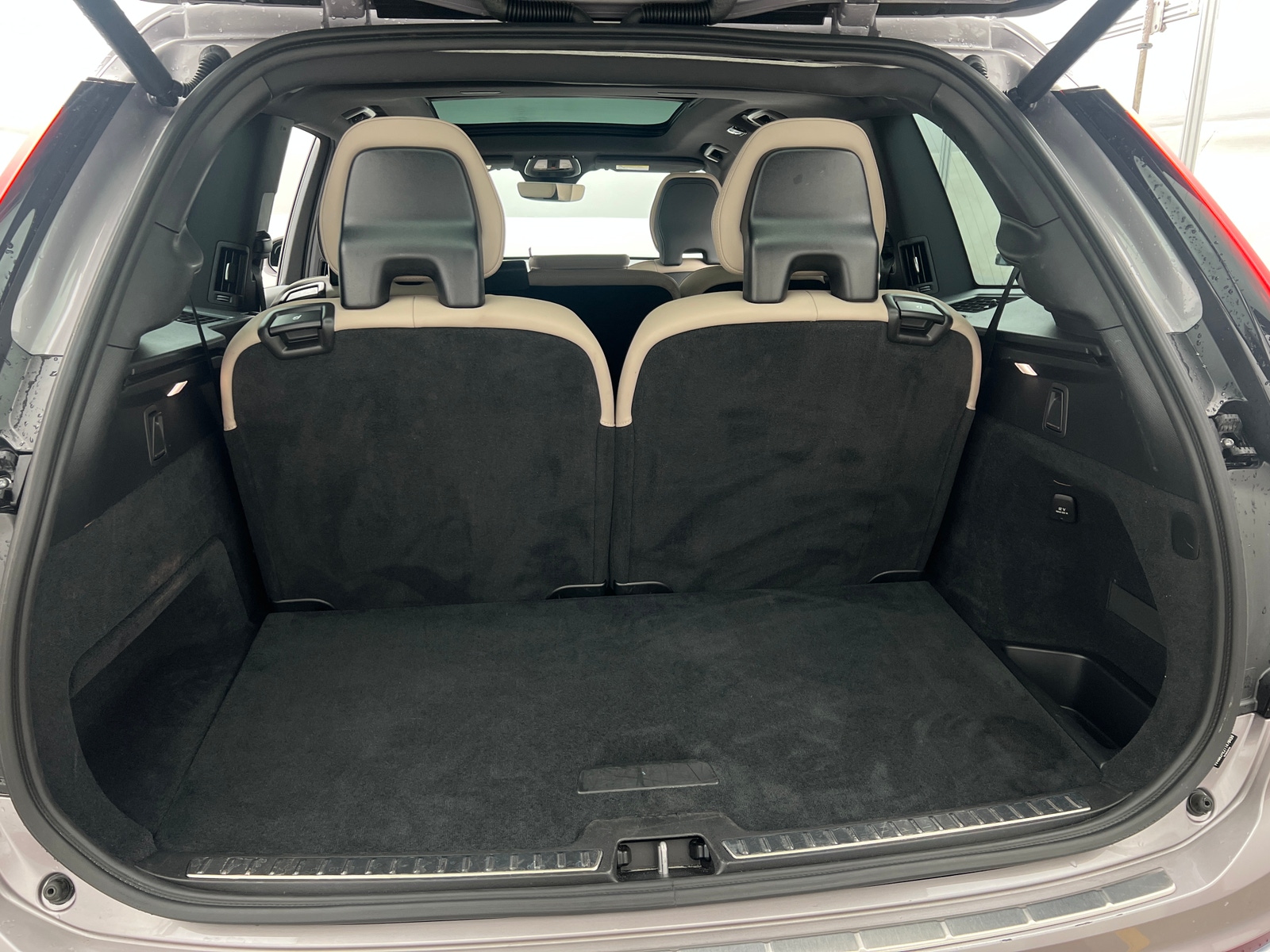 Thumbnail: 2026 Volvo XC90 - 6