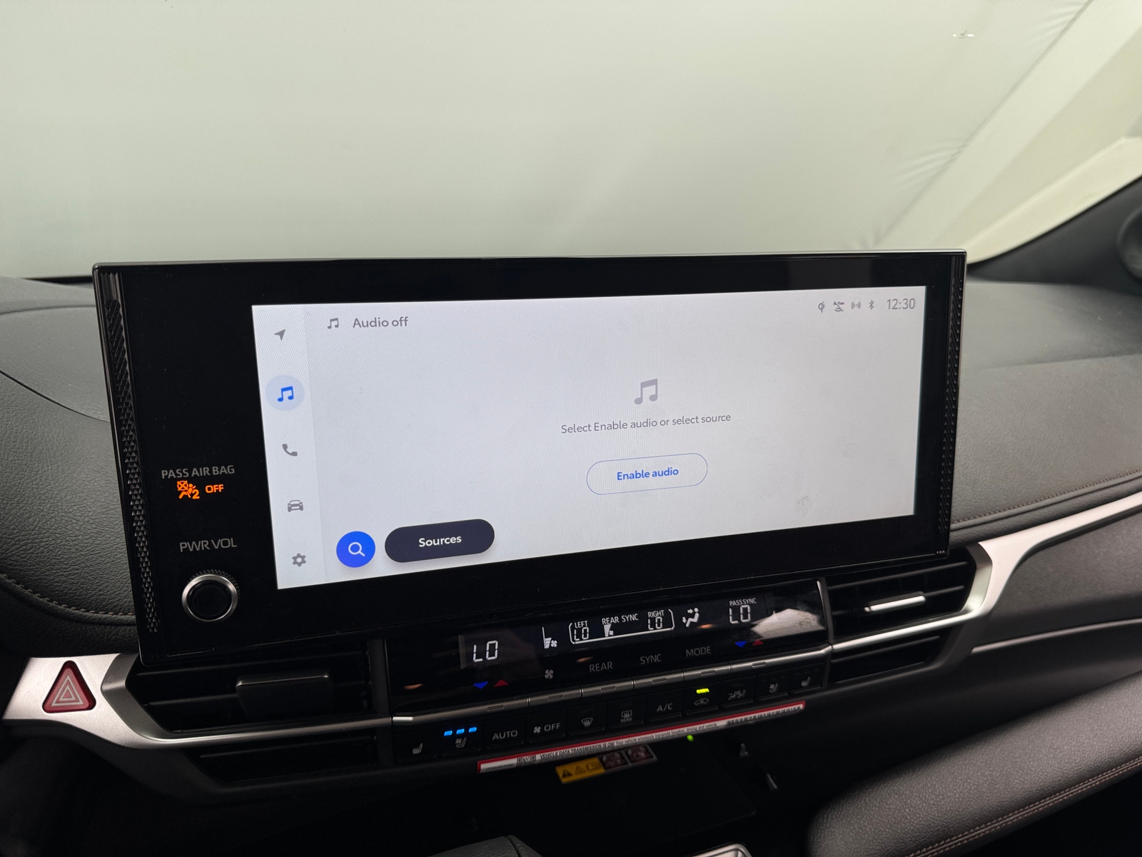 Thumbnail: 2026 Toyota Sienna - 3