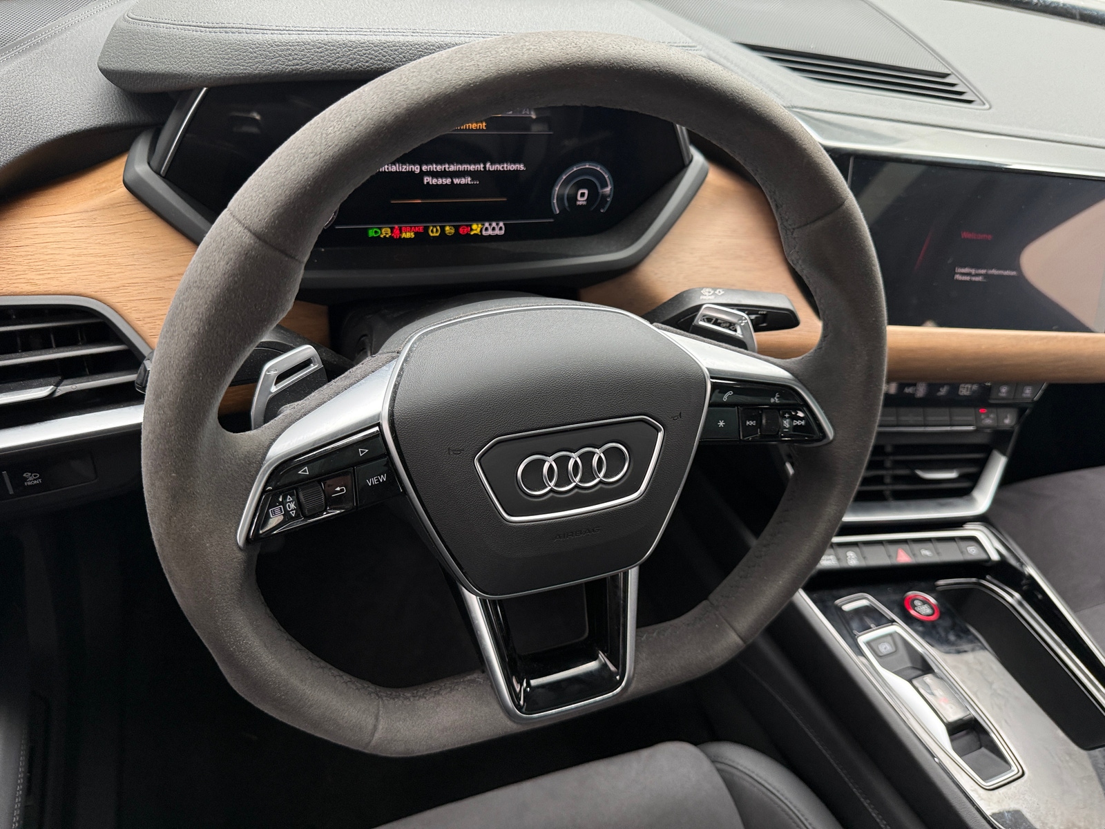 Thumbnail: 2023 Audi e-tron GT - 5