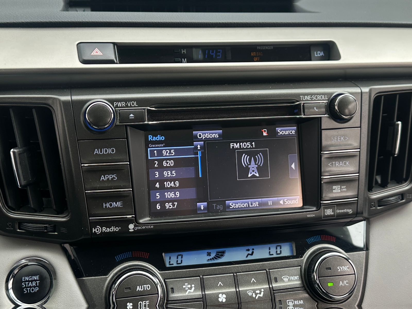 Thumbnail: 2015 Toyota RAV4 - 3