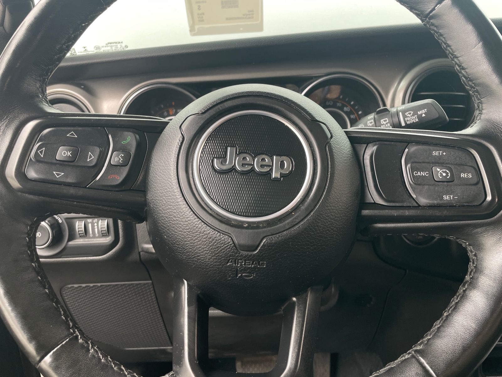 Thumbnail: 2022 Jeep Wrangler - 5