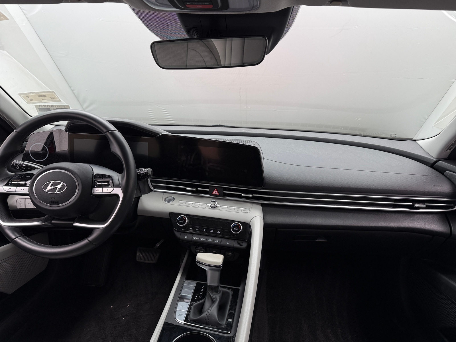 Thumbnail: 2022 Hyundai Elantra - 2