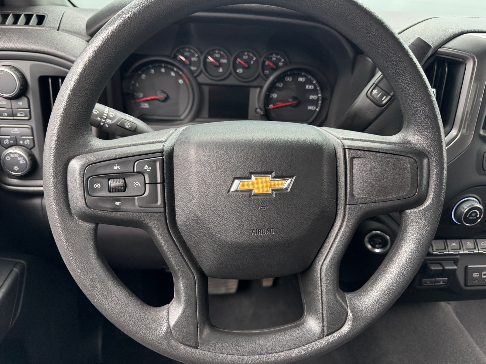 Thumbnail: 2024 Chevrolet Silverado 1500 - 5